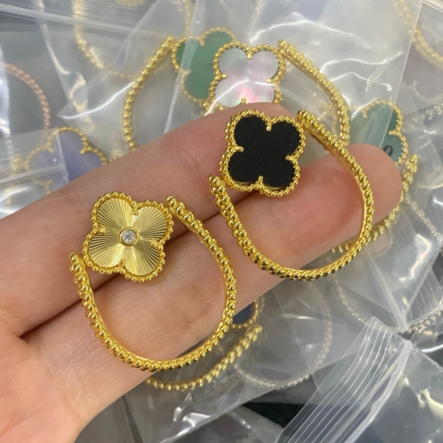 LuxluxHouse Low Price And High Quality Accessories Van Cleef & Arpels