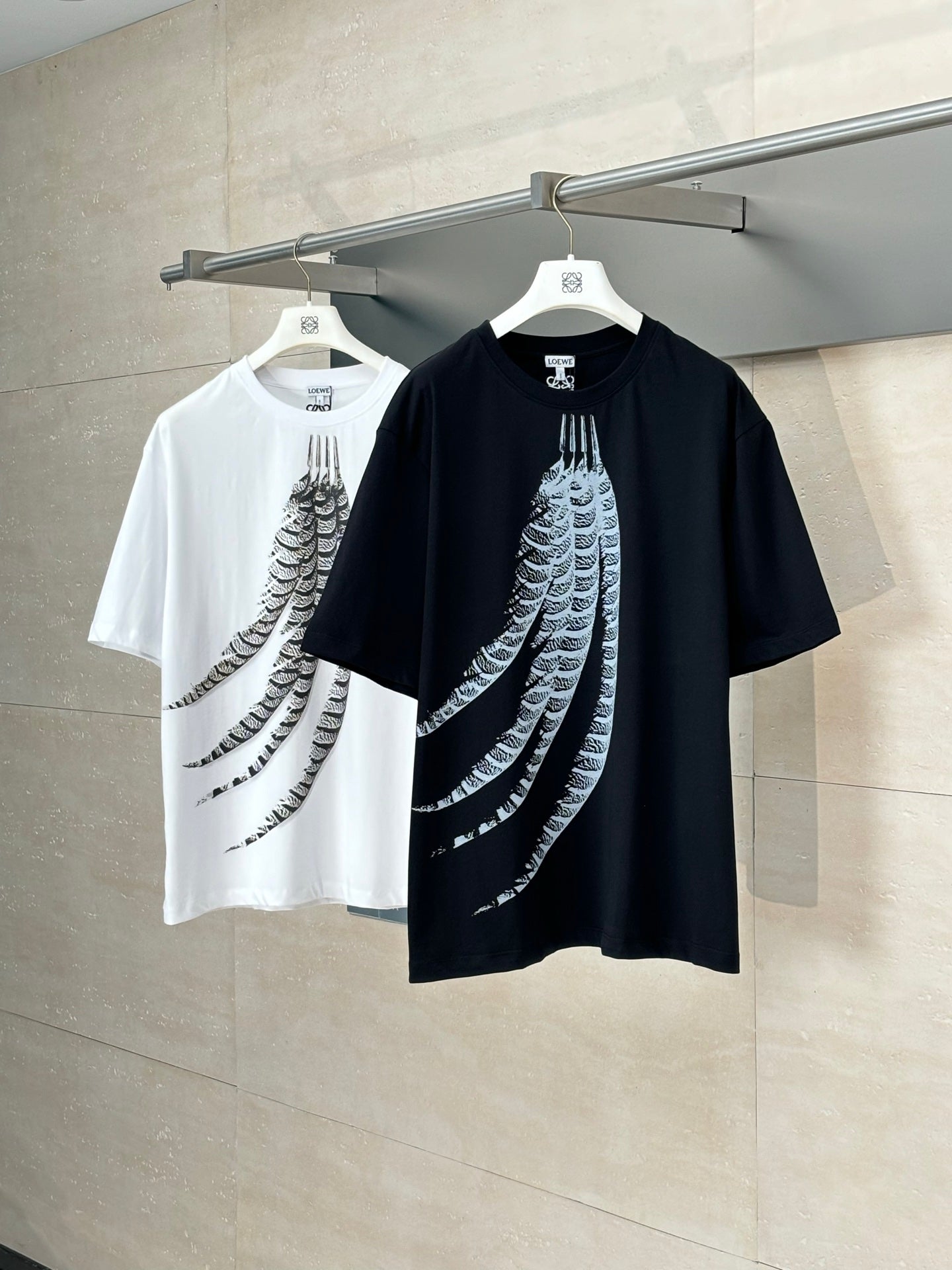 LuxluxHouse Best Quality Clothes T-shirt Loewe