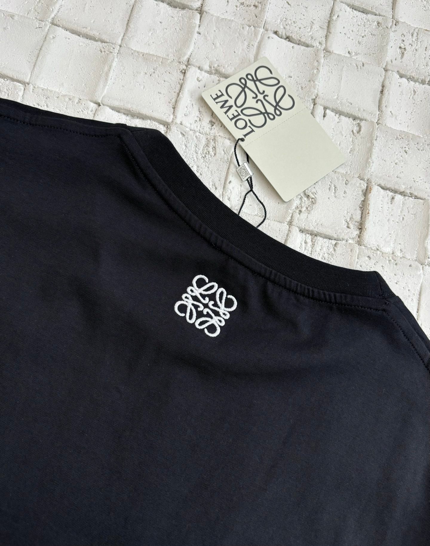 LuxluxHouse Best Quality Clothes T-shirt Loewe