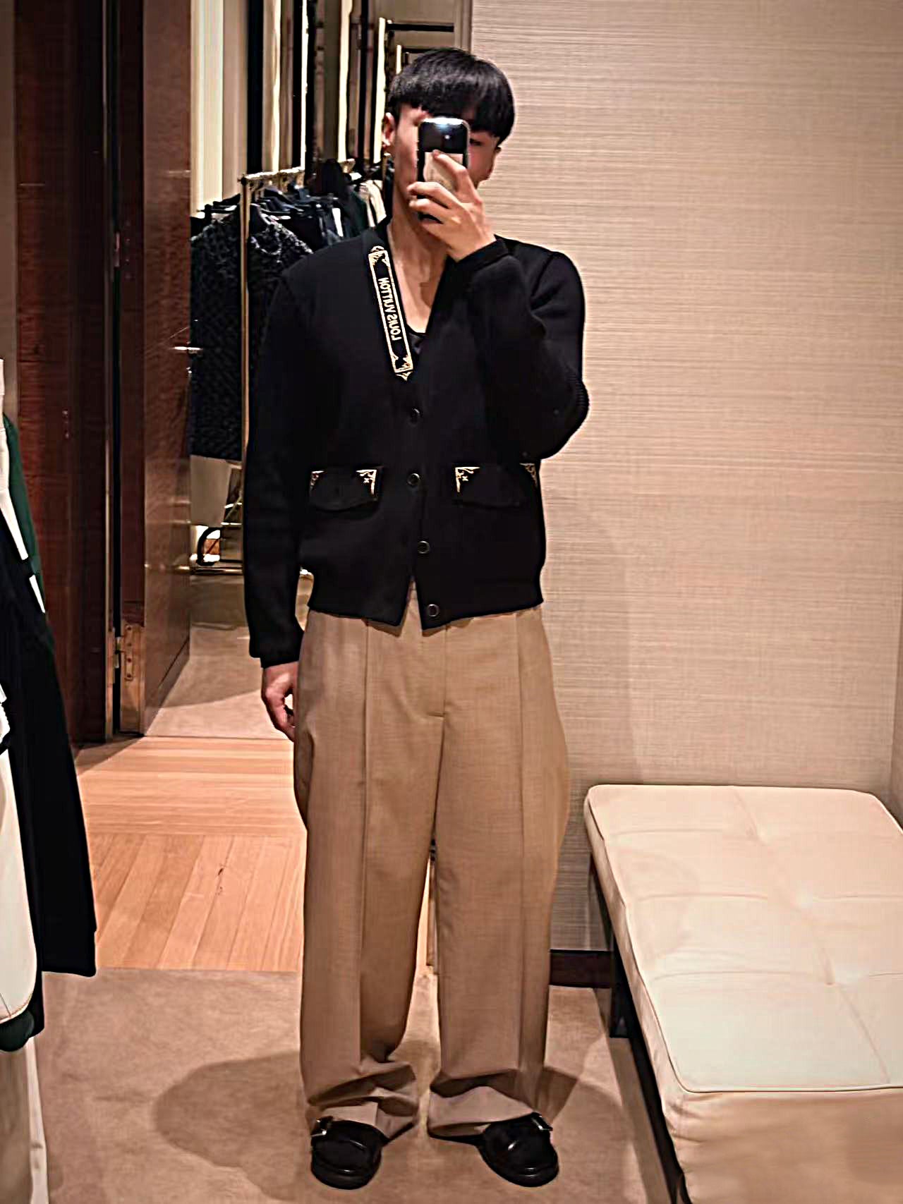 LuxluxHouse Best Quality Clothes Hoodie & Sweater Louis Vuitton