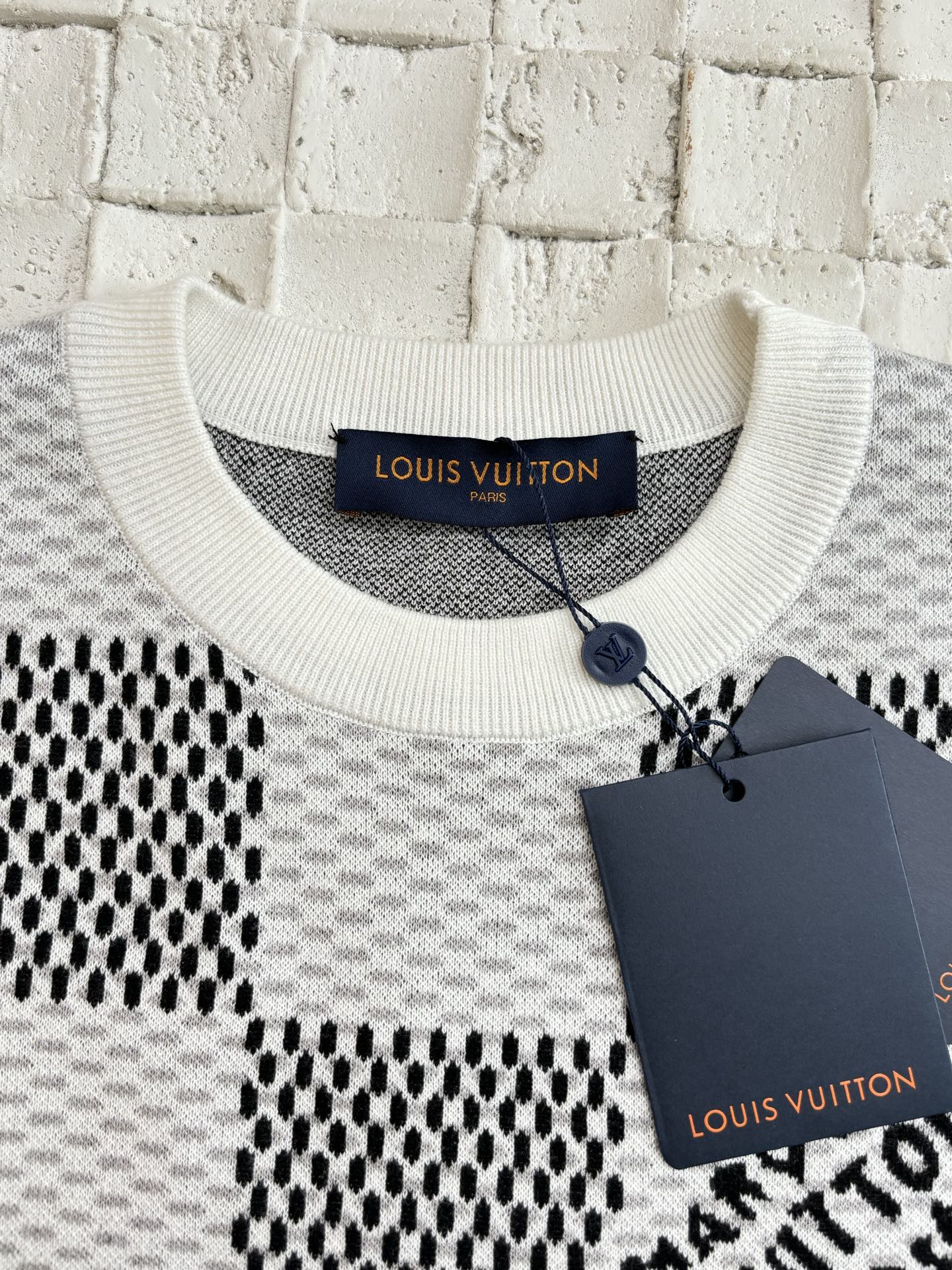 LuxluxHouse Best Quality Clothes T-shirt Louis Vuitton