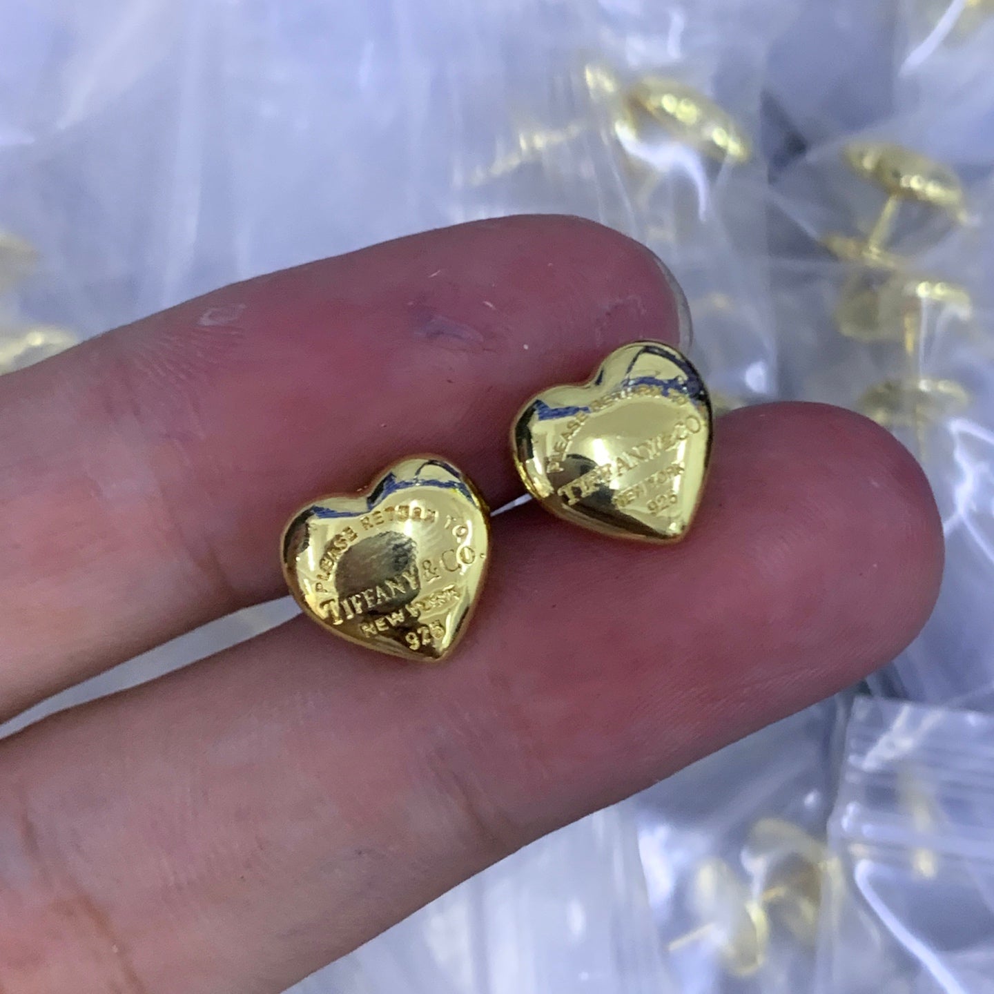 LuxluxHouse Low Price And High Quality Accessories Tiffany