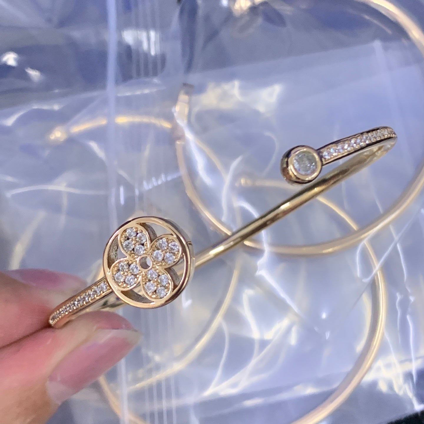 LuxluxHouse Low Price And High Quality Accessories Louis Vuitton
