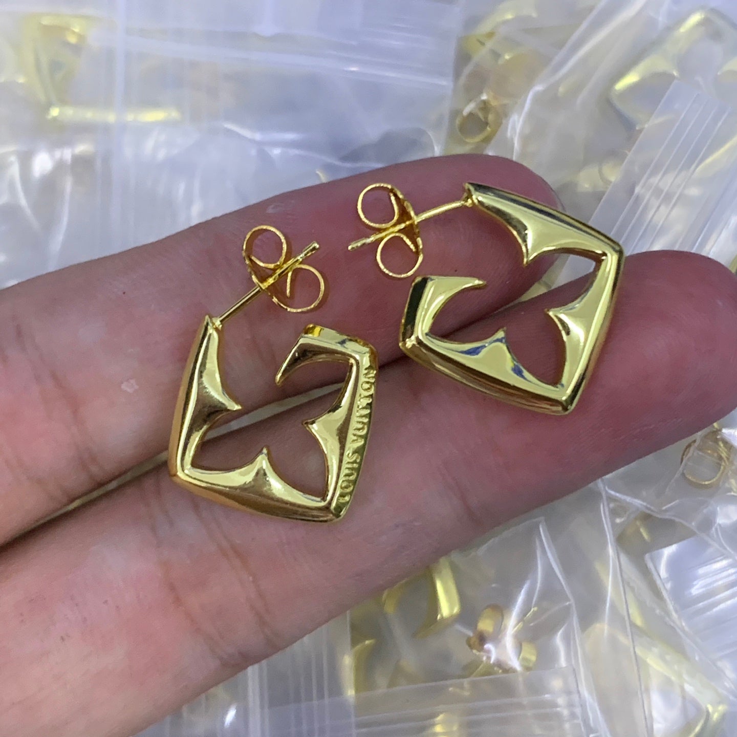 LuxluxHouse Low Price And High Quality Accessories Louis Vuitton