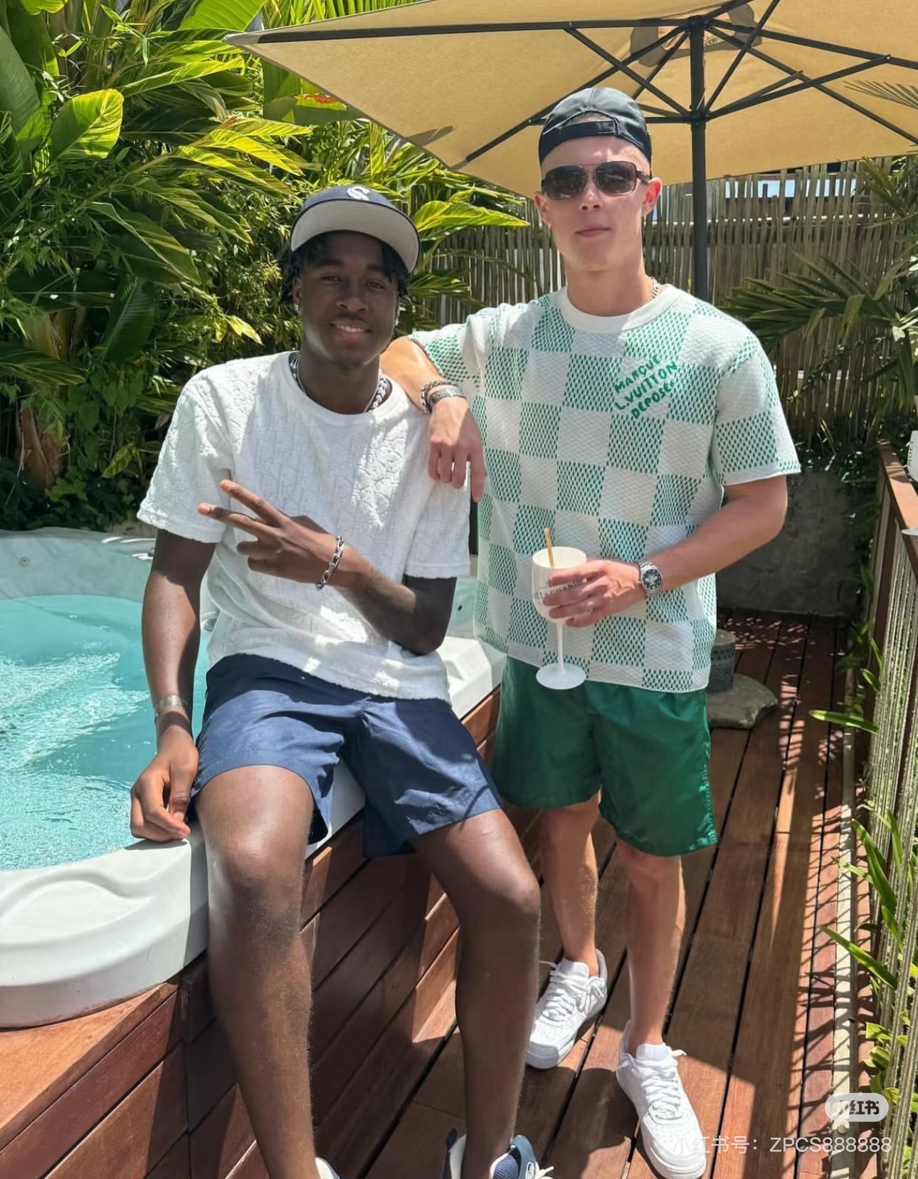 LuxluxHouse Best Quality Clothes T-shirt Louis Vuitton