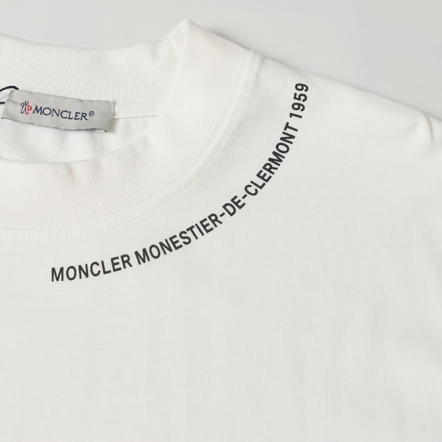 LuxluxHouse Best Quality Clothes T-shirt Moncler