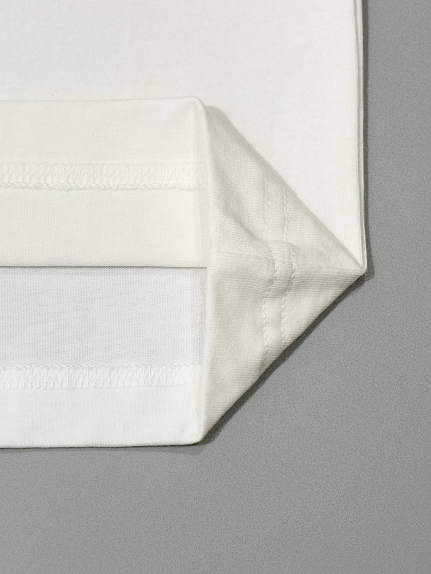 LuxluxHouse Best Quality Clothes T-shirt Prada