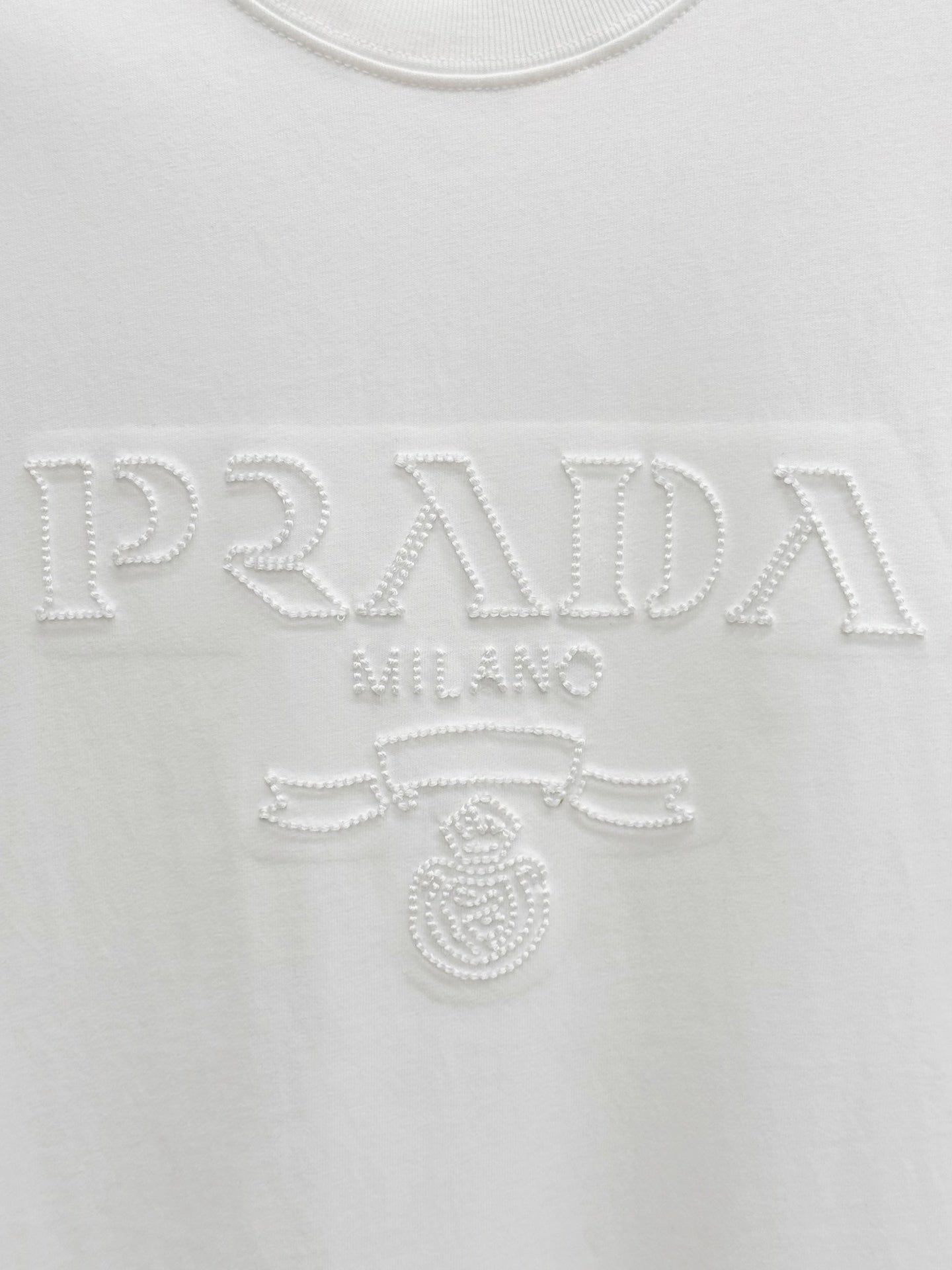 LuxluxHouse Best Quality Clothes T-shirt Prada