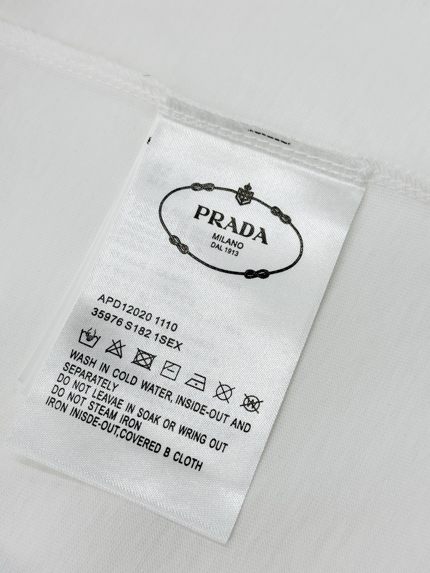 LuxluxHouse Best Quality Clothes T-shirt Prada