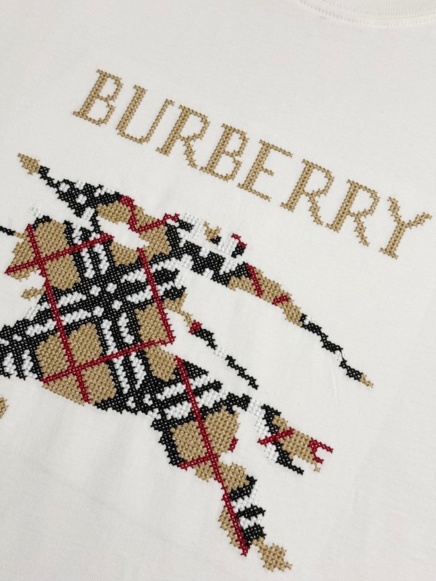 LuxluxHouse Best Quality Clothes Burberry T-shirt