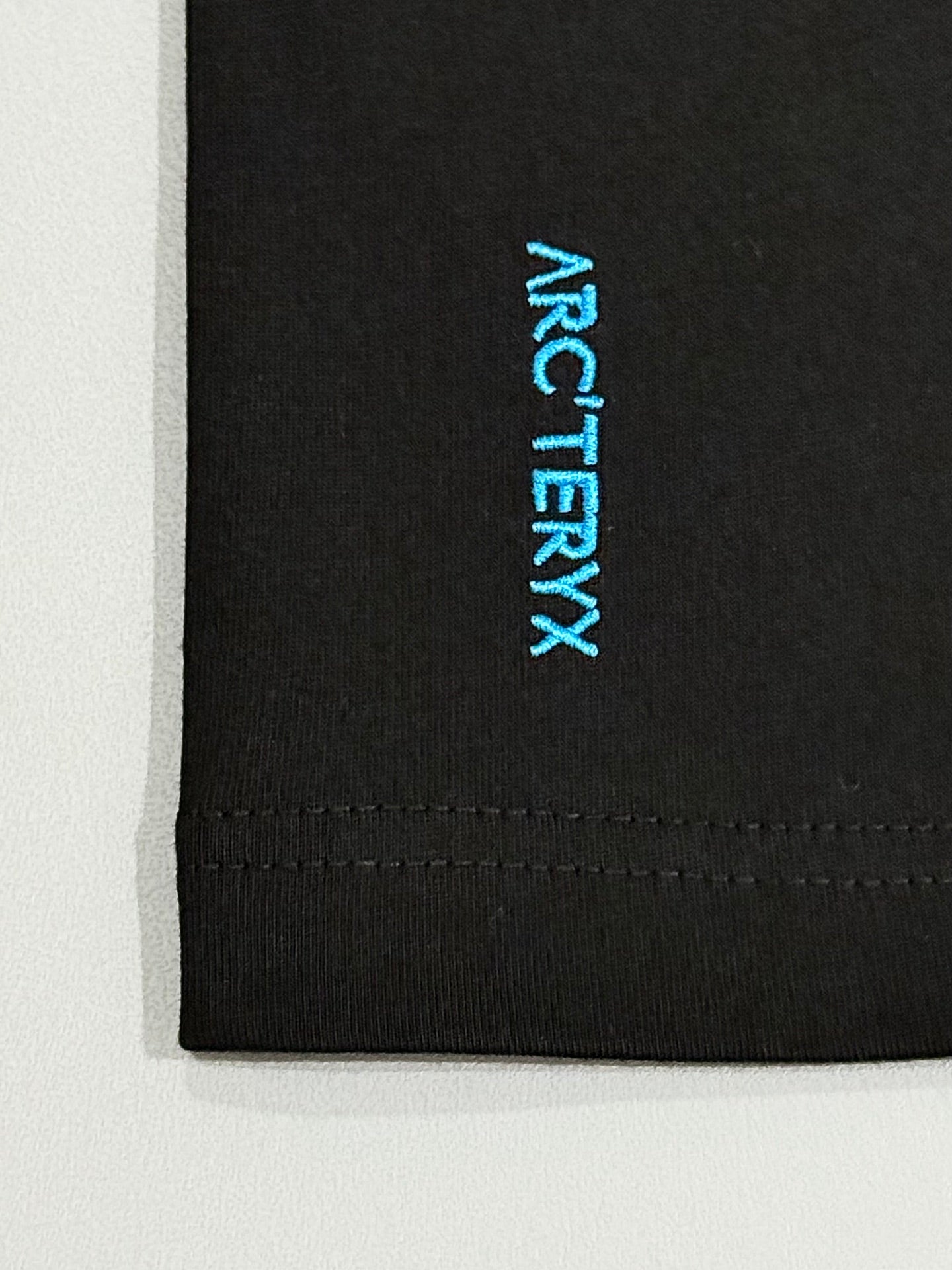 LuxluxHouse Best Quality Clothes T-shirt Arcteryx