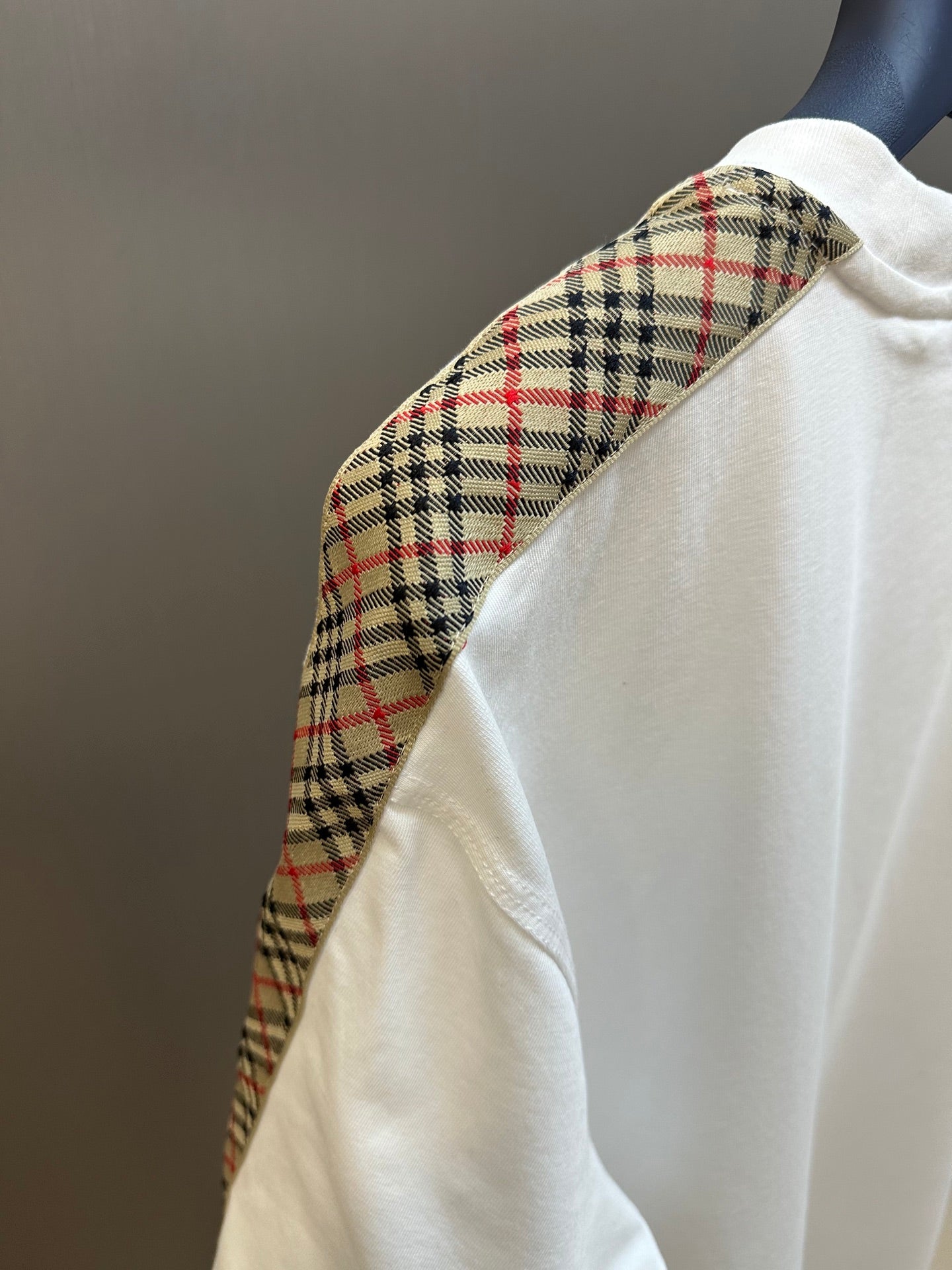 LuxluxHouse Best Quality Clothes Burberry T-shirt