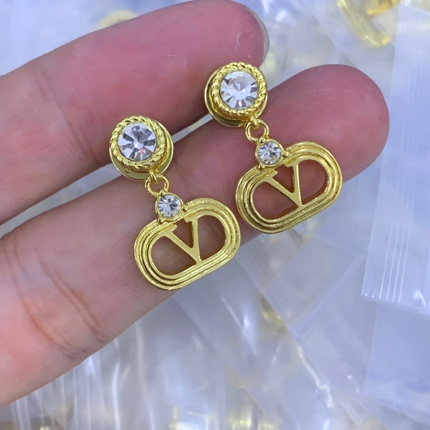 LuxluxHouse Low Price And High Quality Accessories Valentino