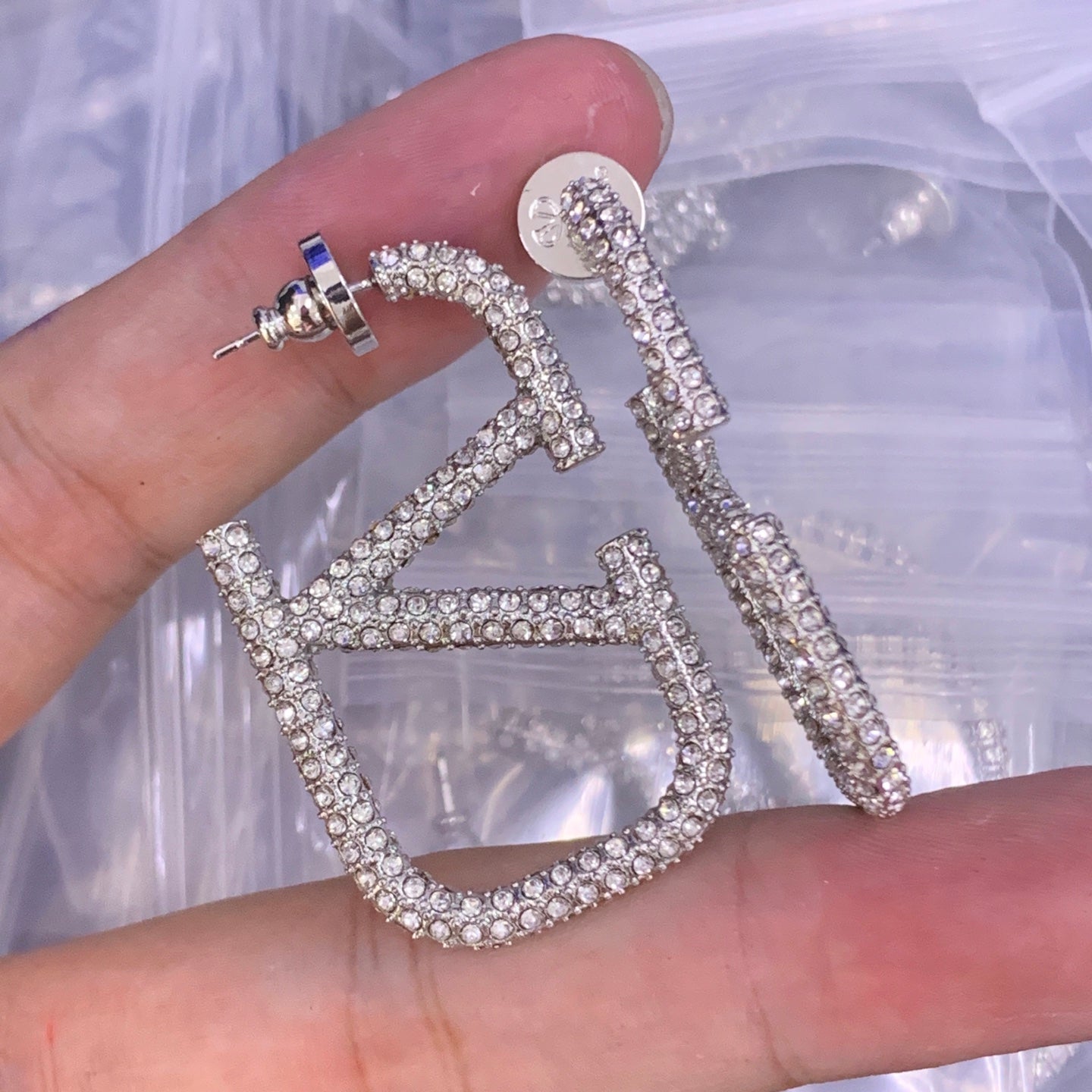 LuxluxHouse Low Price And High Quality Accessories Valentino