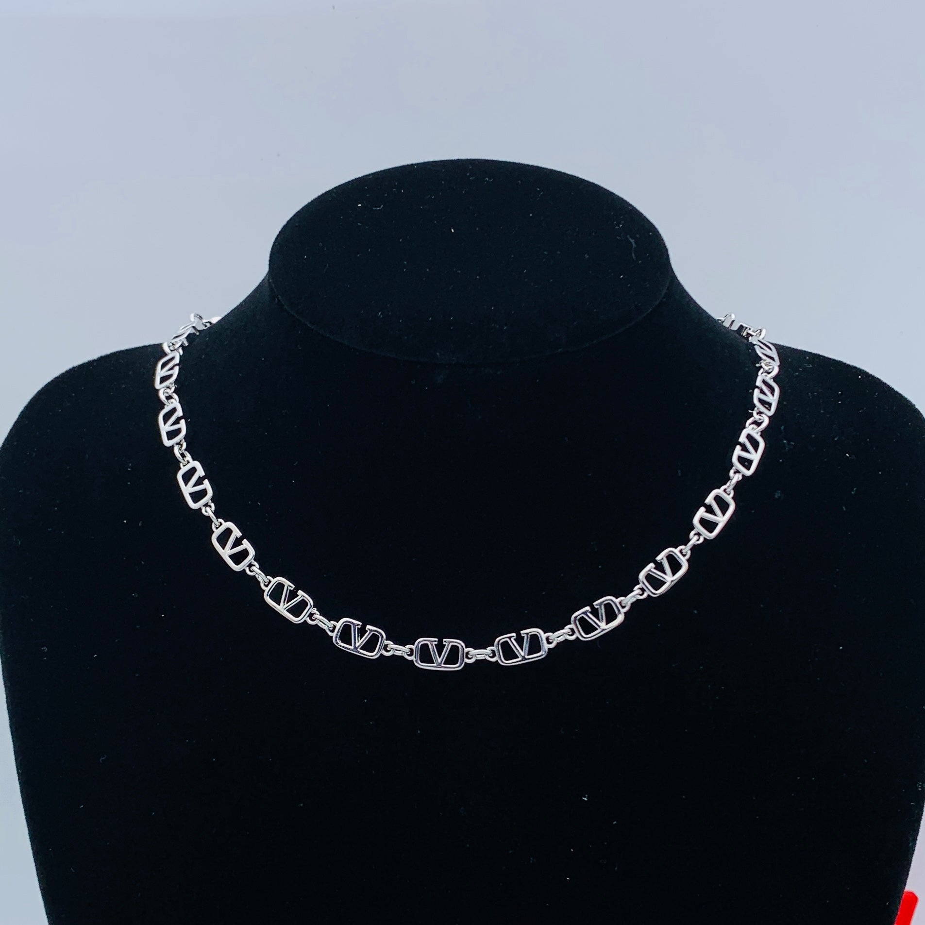 LuxluxHouse Low Price And High Quality Accessories Valentino