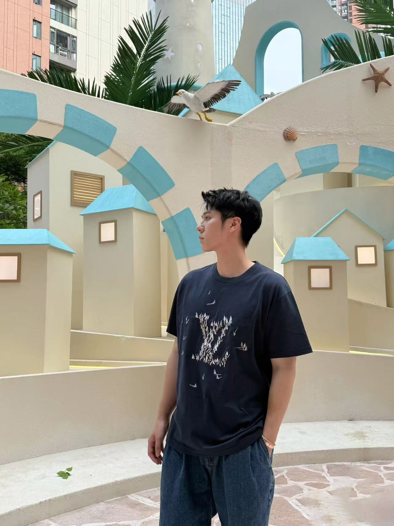 LuxluxHouse Best Quality Clothes T-shirt Louis Vuitton