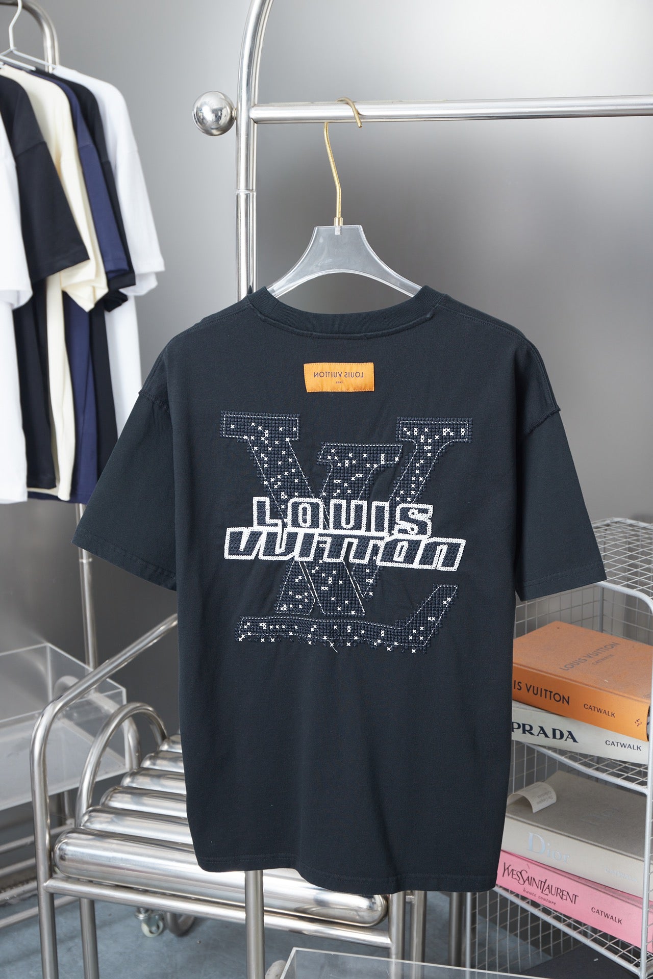 LuxluxHouse Best Quality Clothes T-shirt Louis Vuitton