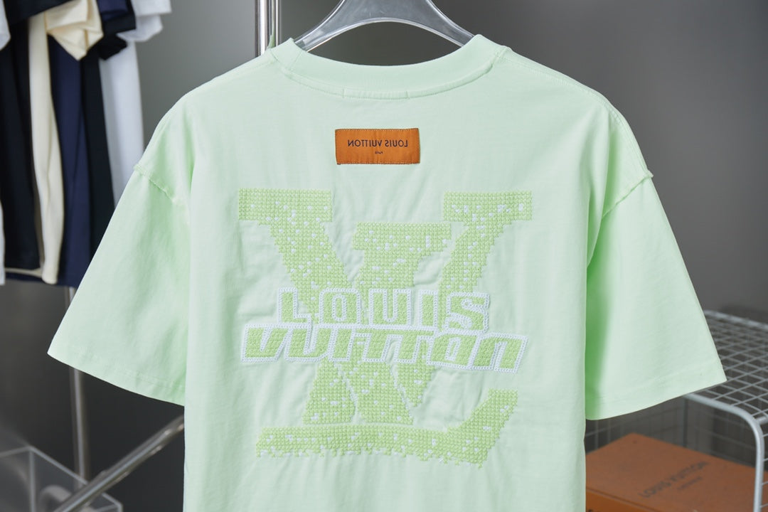 LuxluxHouse Best Quality Clothes T-shirt Louis Vuitton
