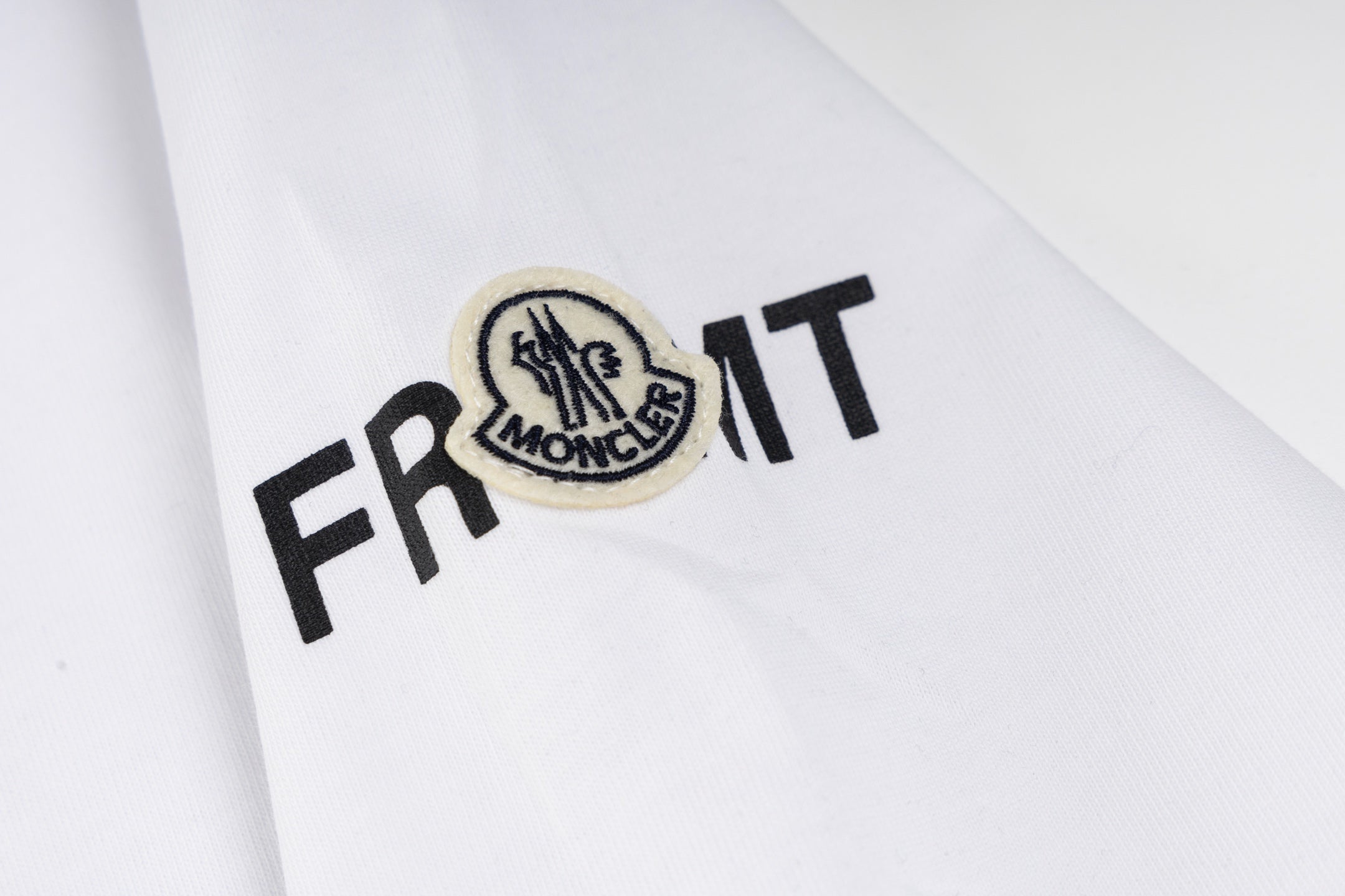 LuxluxHouse Best Quality Clothes T-shirt Moncler