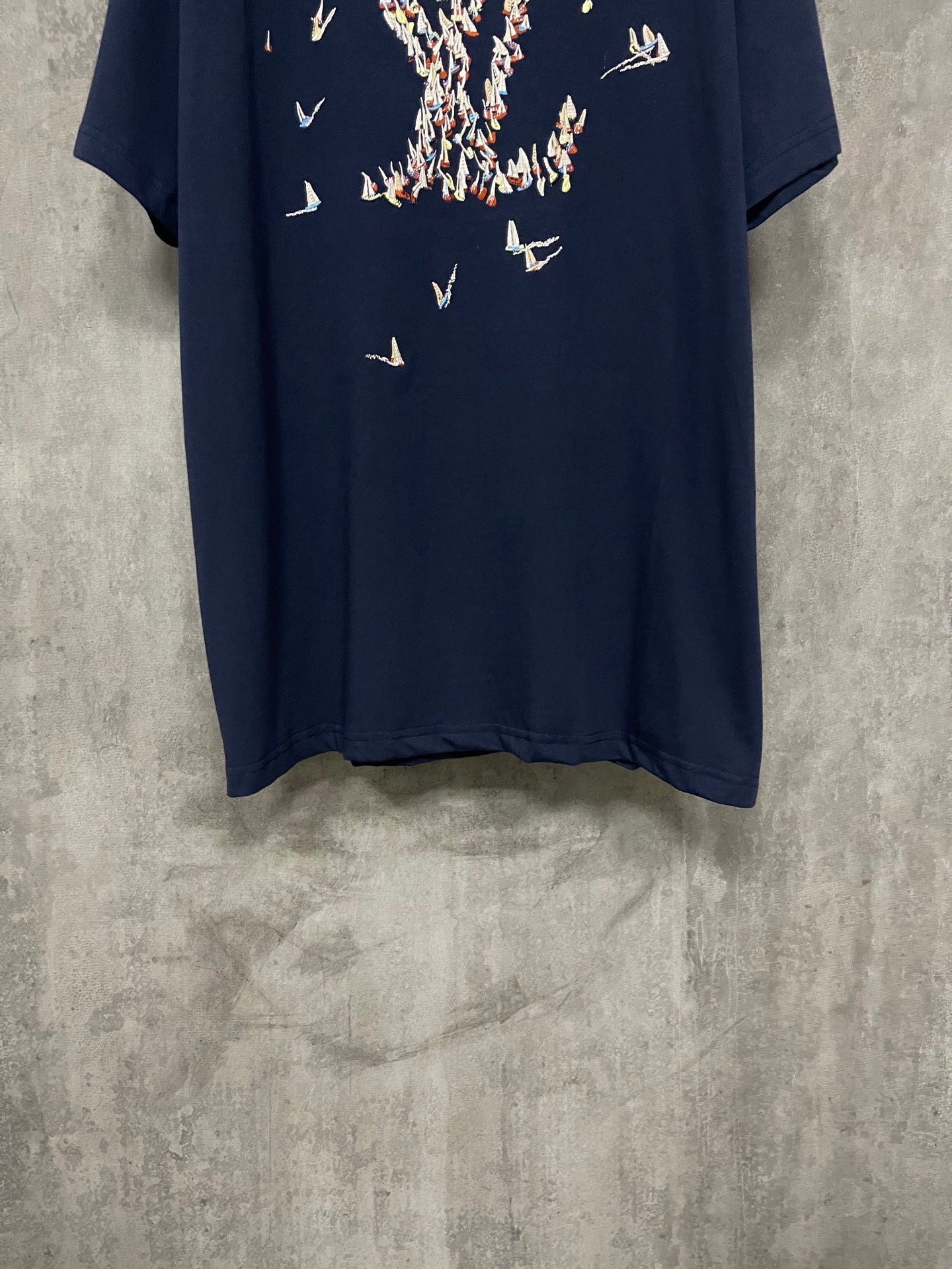 LuxluxHouse Best Quality Clothes T-shirt Louis Vuitton