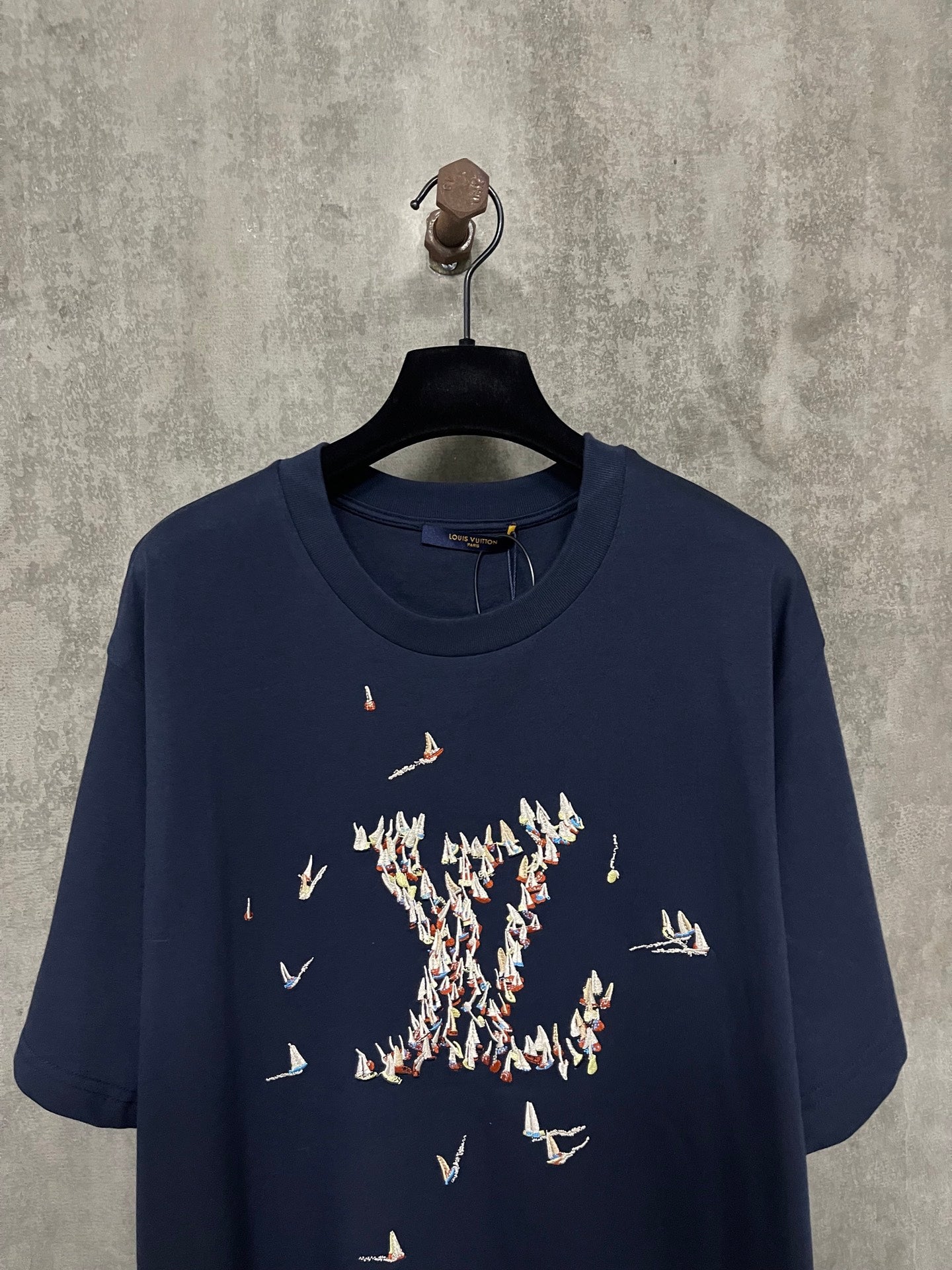 LuxluxHouse Best Quality Clothes T-shirt Louis Vuitton