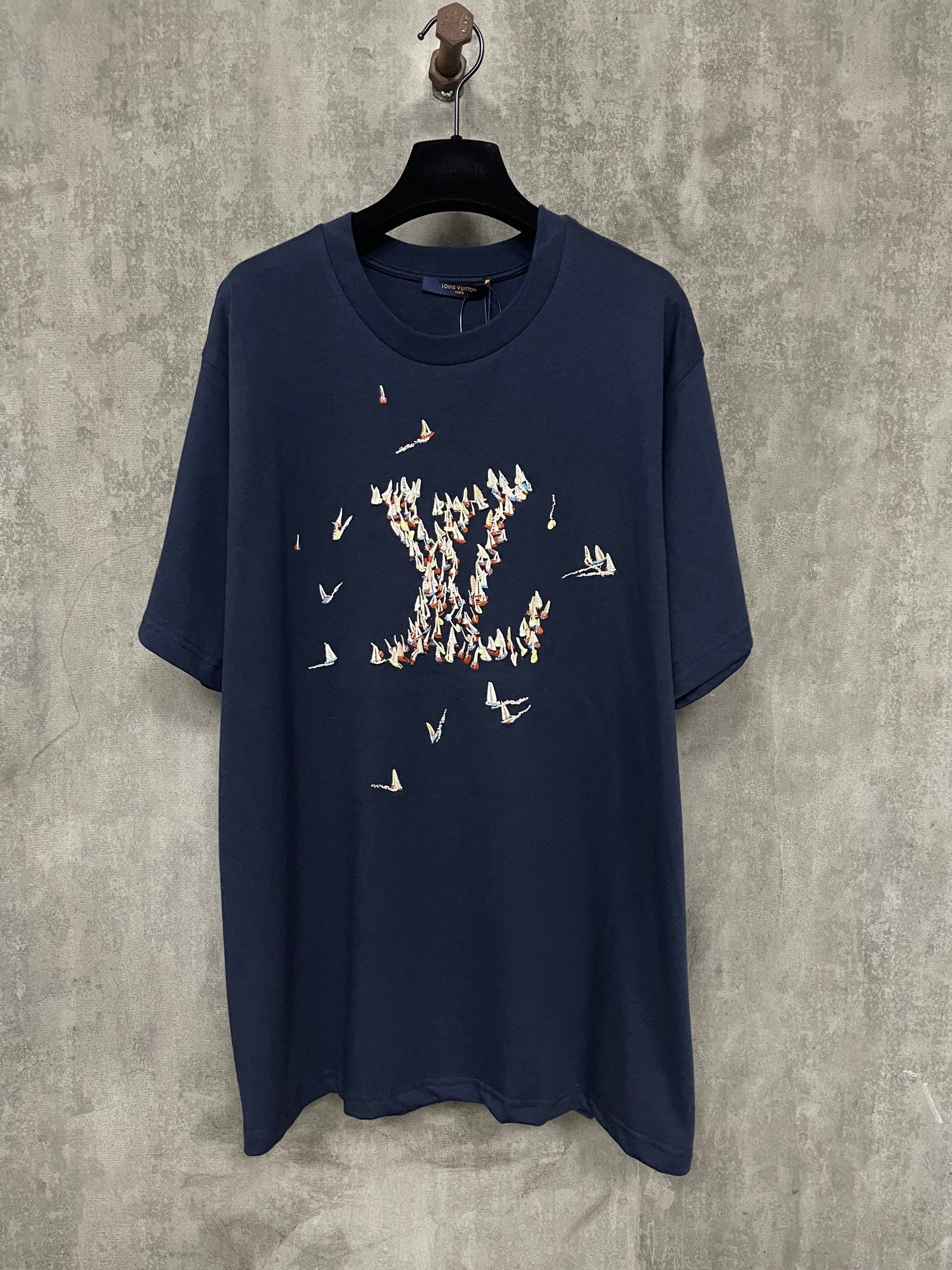 LuxluxHouse Best Quality Clothes T-shirt Louis Vuitton