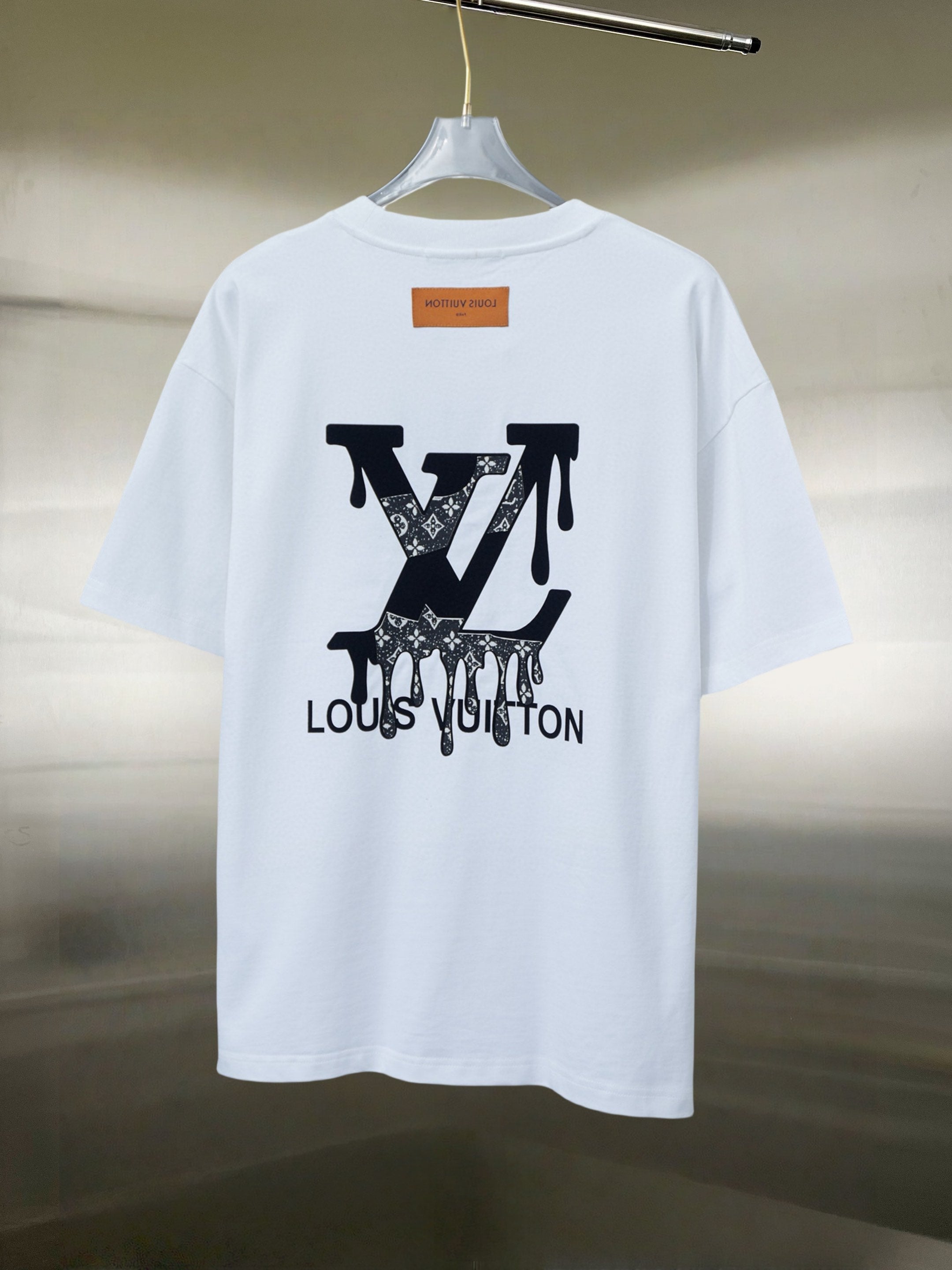 LuxluxHouse Best Quality Clothes T-shirt Louis Vuitton