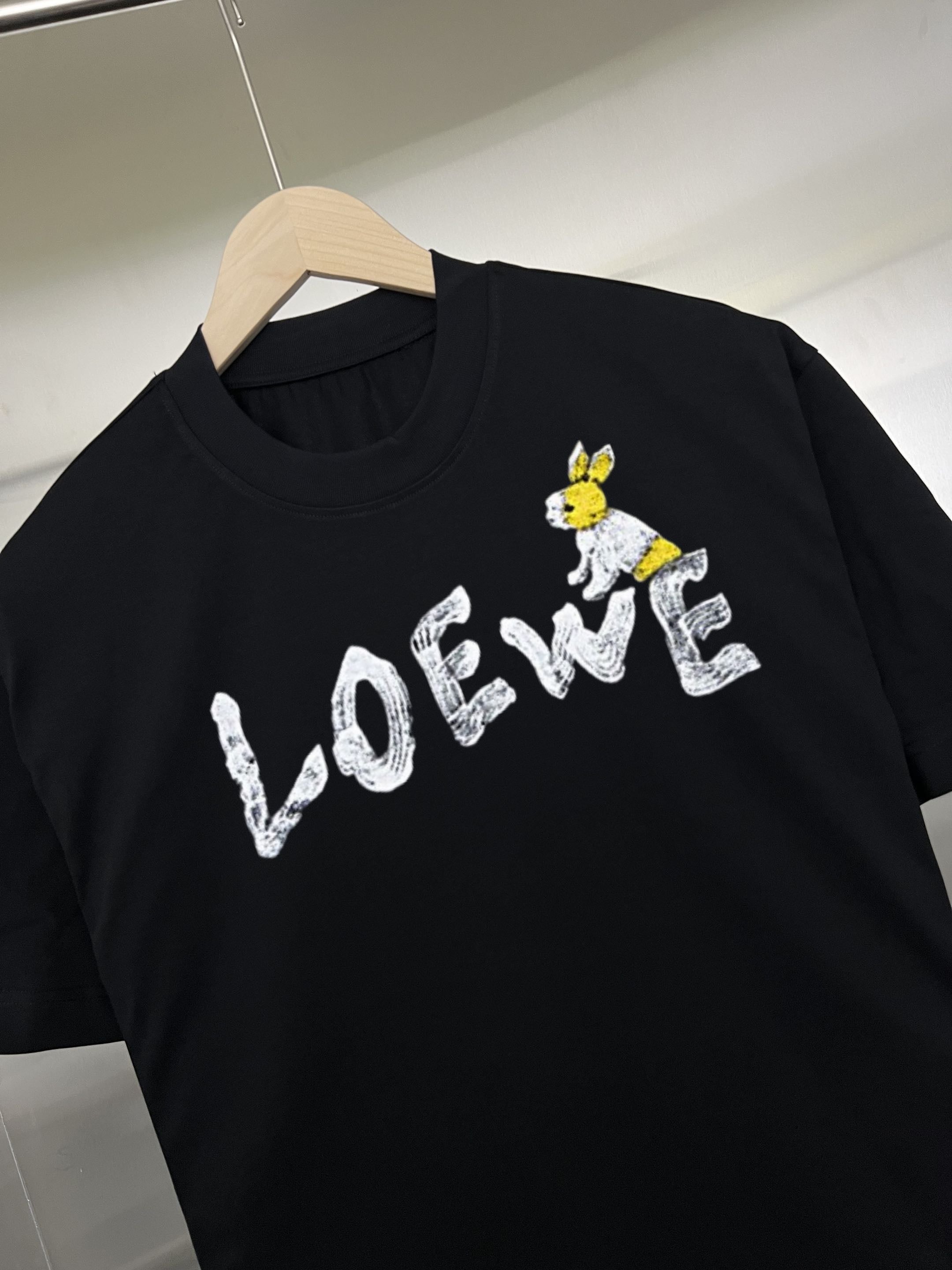 LuxluxHouse Best Quality Clothes T-shirt Loewe