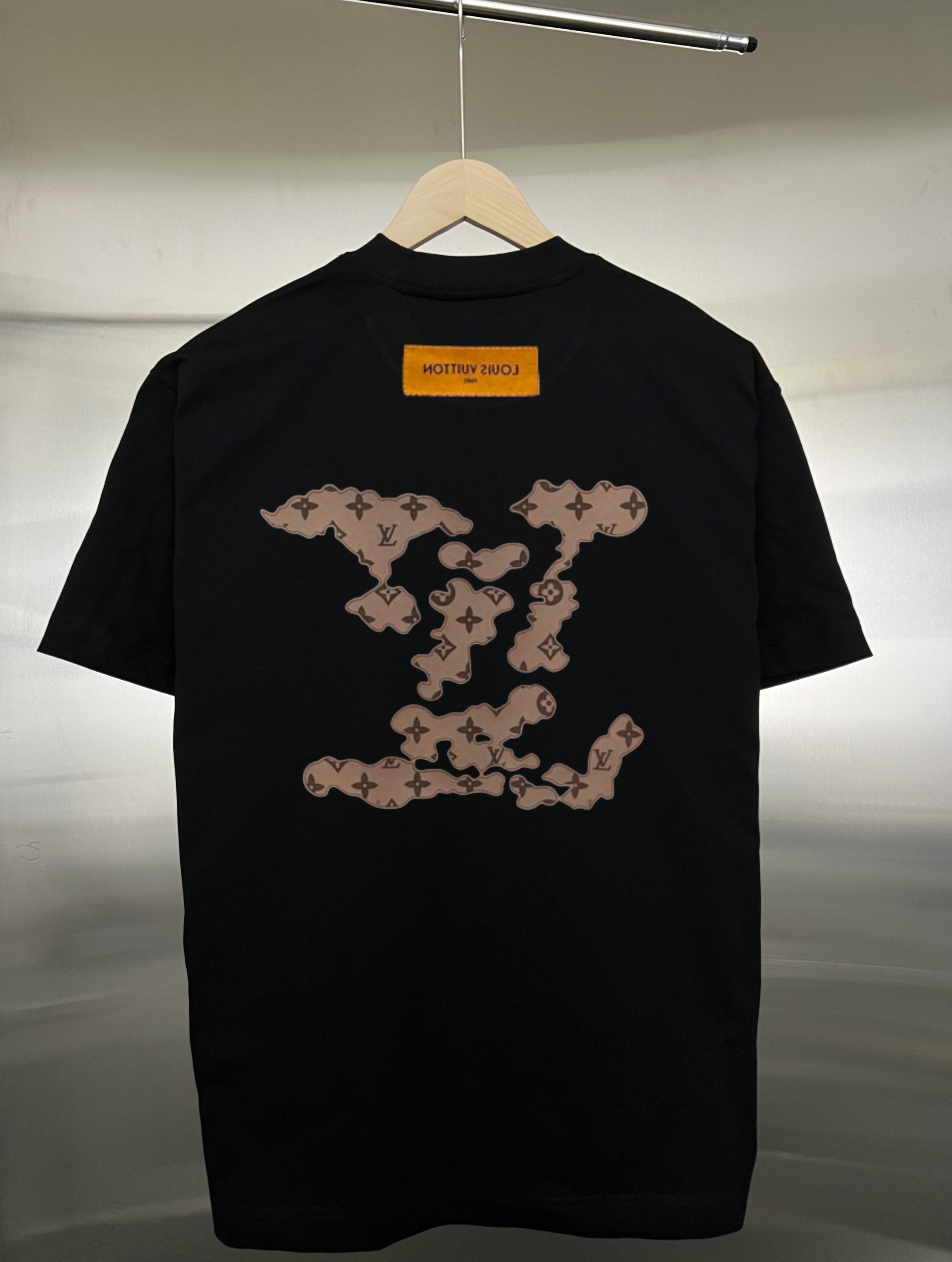 LuxluxHouse Best Quality Clothes T-shirt Louis Vuitton