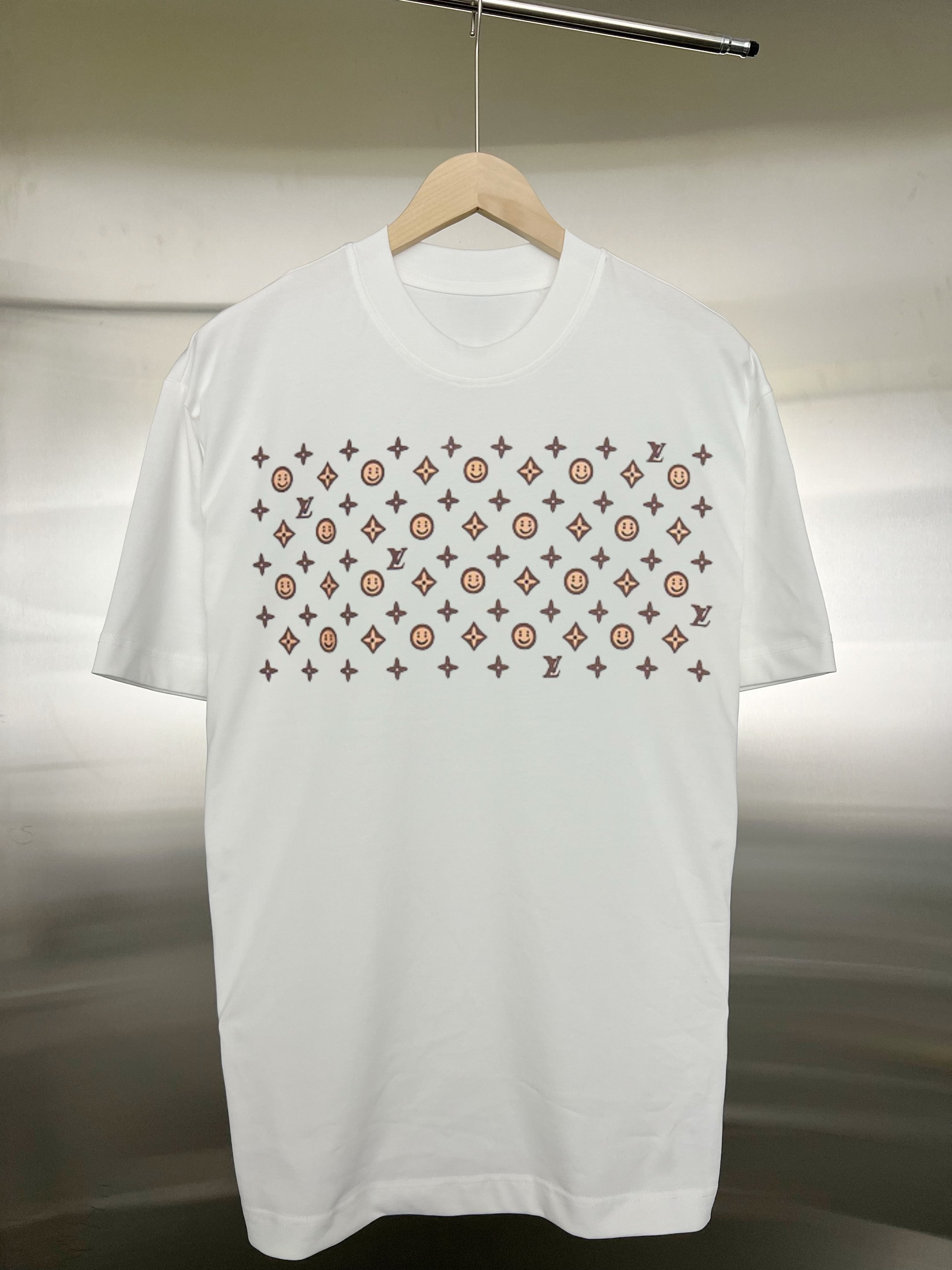LuxluxHouse Best Quality Clothes T-shirt Louis Vuitton