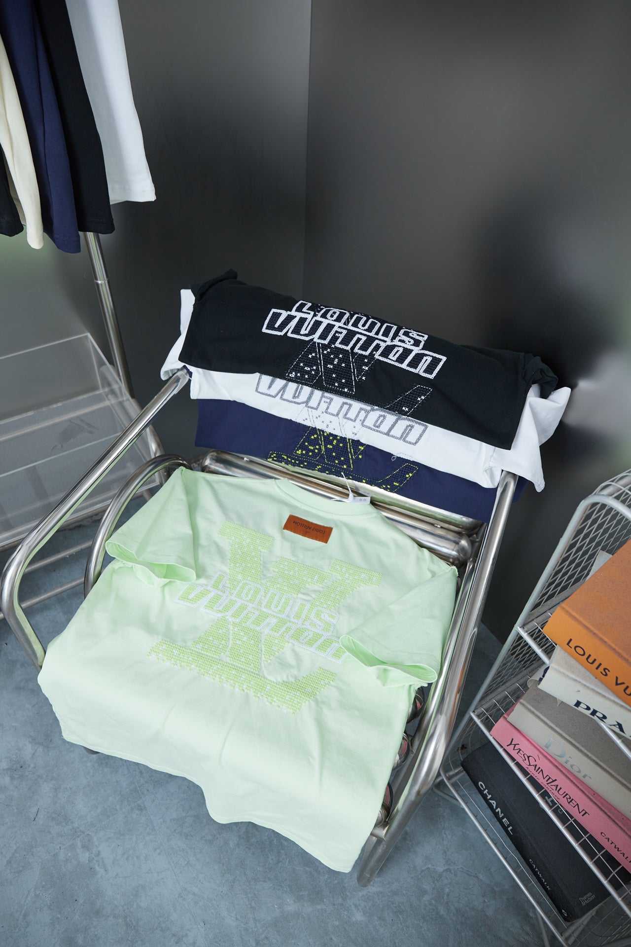 LuxluxHouse Best Quality Clothes T-shirt Louis Vuitton