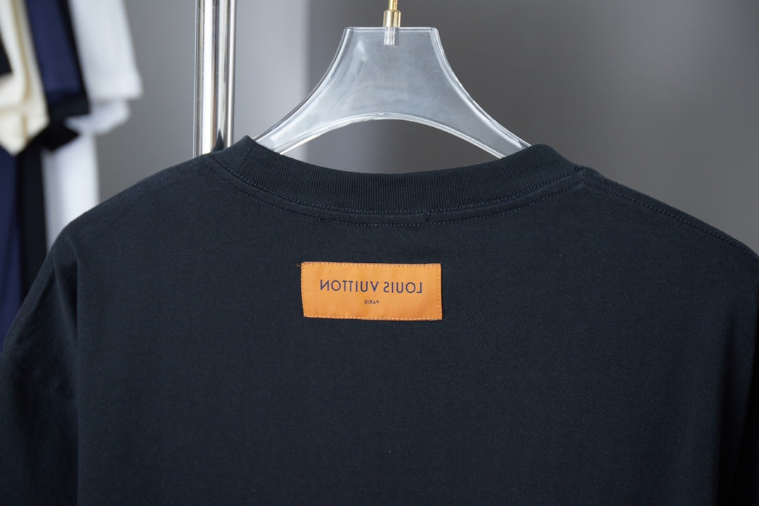 LuxluxHouse Best Quality Clothes T-shirt Louis Vuitton