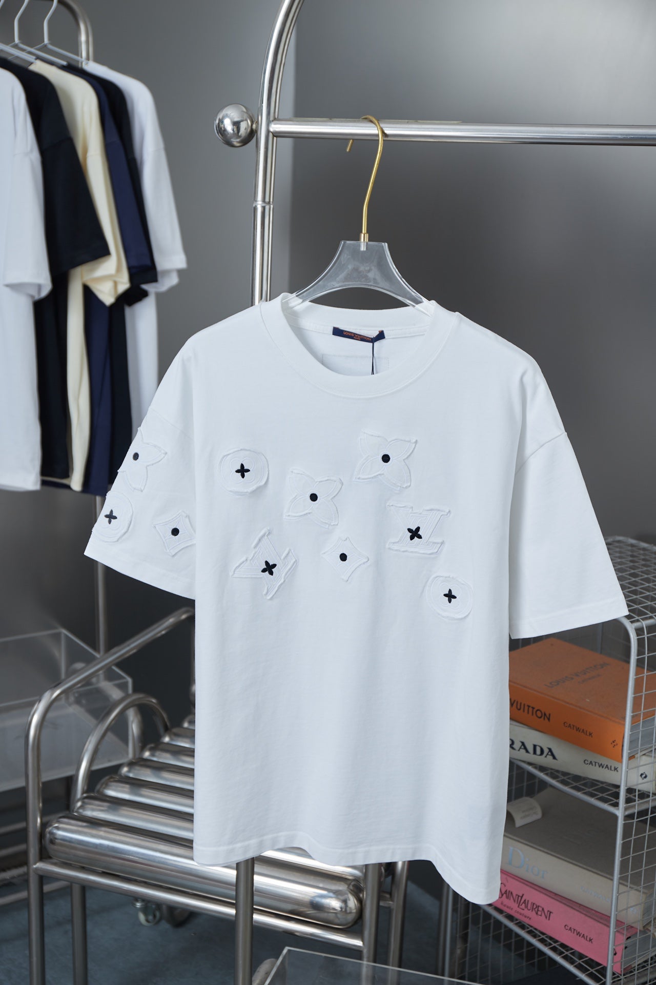 LuxluxHouse Best Quality Clothes T-shirt Louis Vuitton