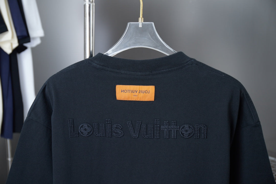 LuxluxHouse Best Quality Clothes T-shirt Louis Vuitton