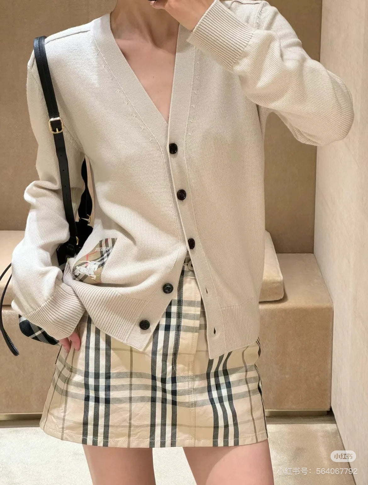 LuxluxHouse Best Quality Clothes Burberry Hoodie & Sweater