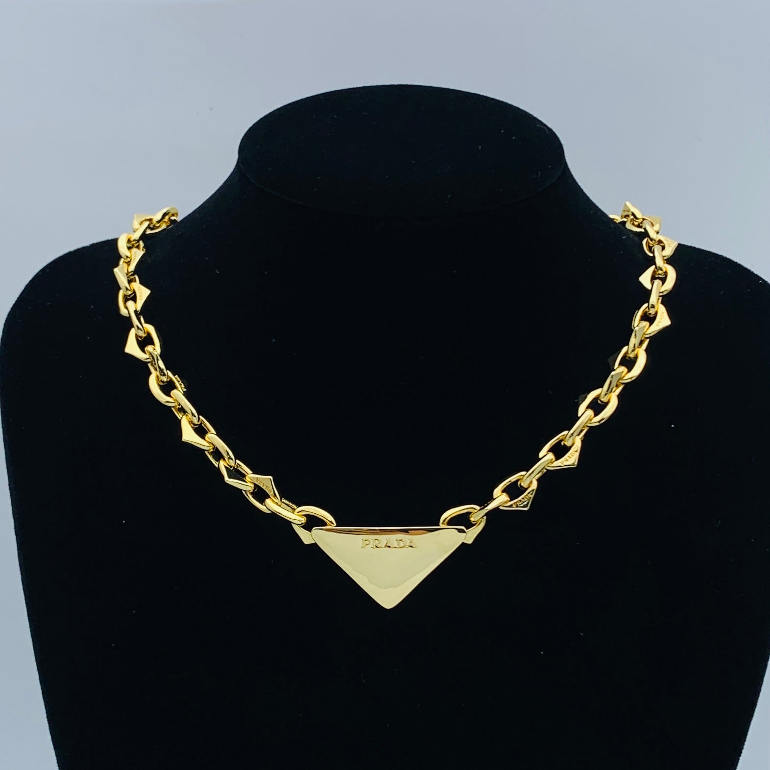 LuxluxHouse Low Price And High Quality Accessories Prada