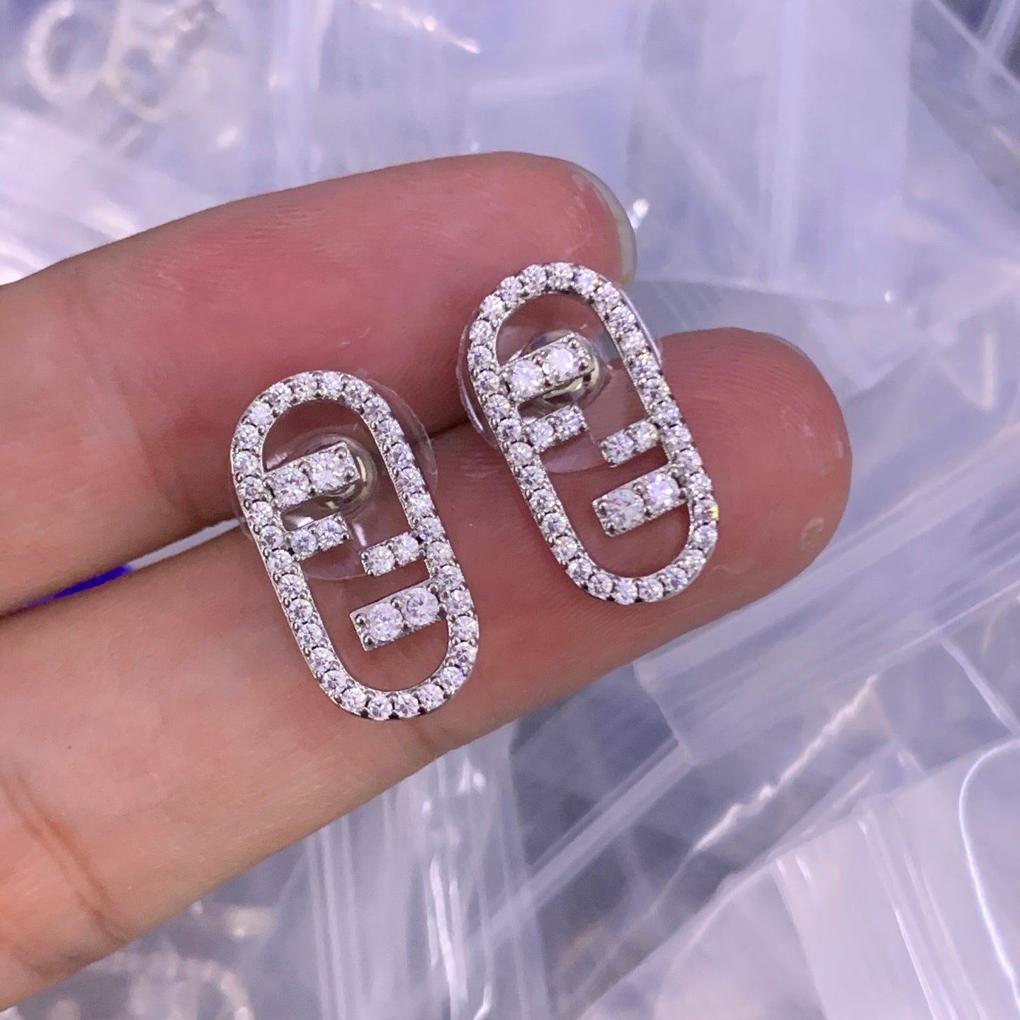 LuxluxHouse Low Price And High Quality Accessories Fendi