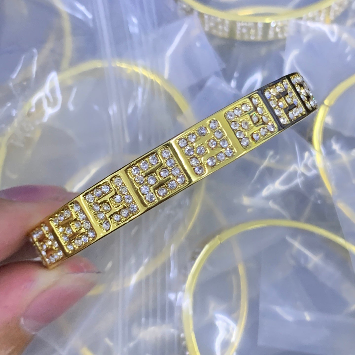 LuxluxHouse Low Price And High Quality Accessories Fendi