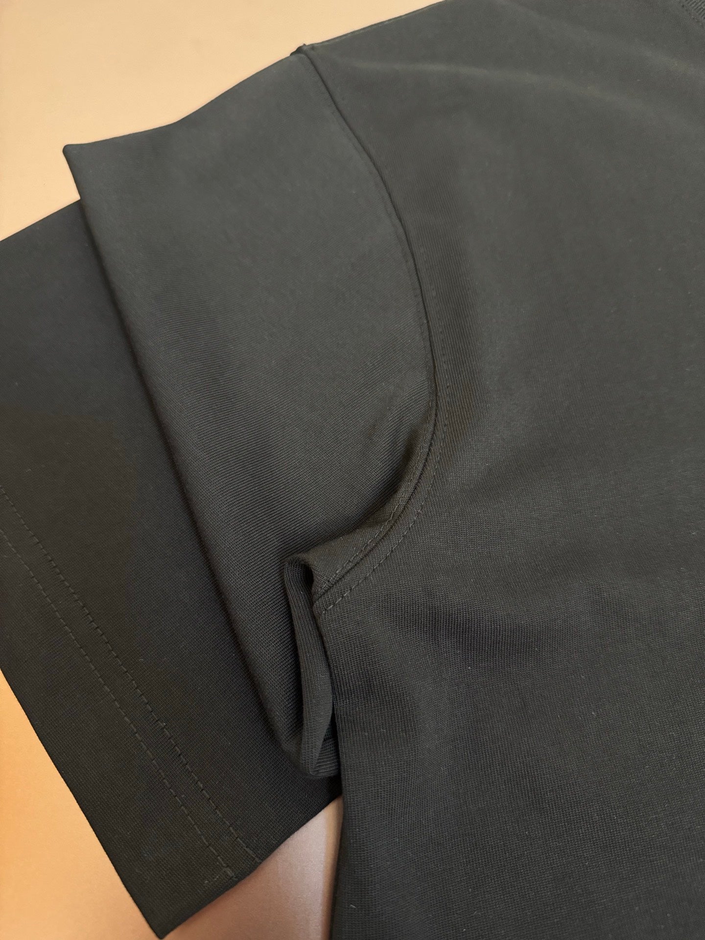 LuxluxHouse Best Quality Clothes Valentino T-shirt