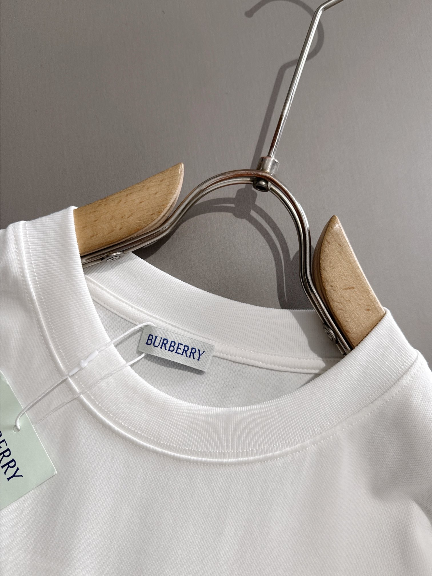 LuxluxHouse Best Quality Clothes Burberry T-shirt