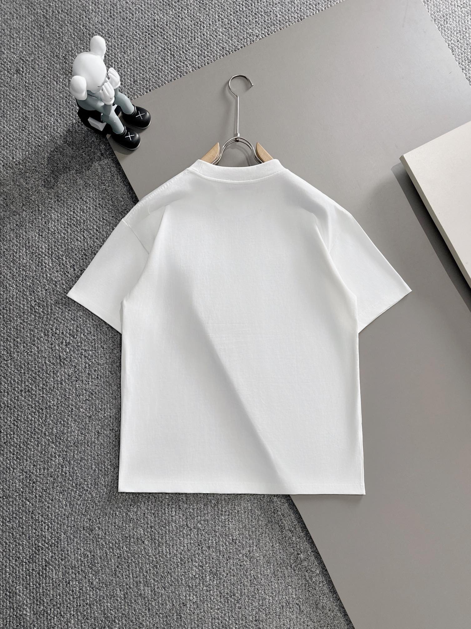 LuxluxHouse Best Quality Clothes T-shirt Prada