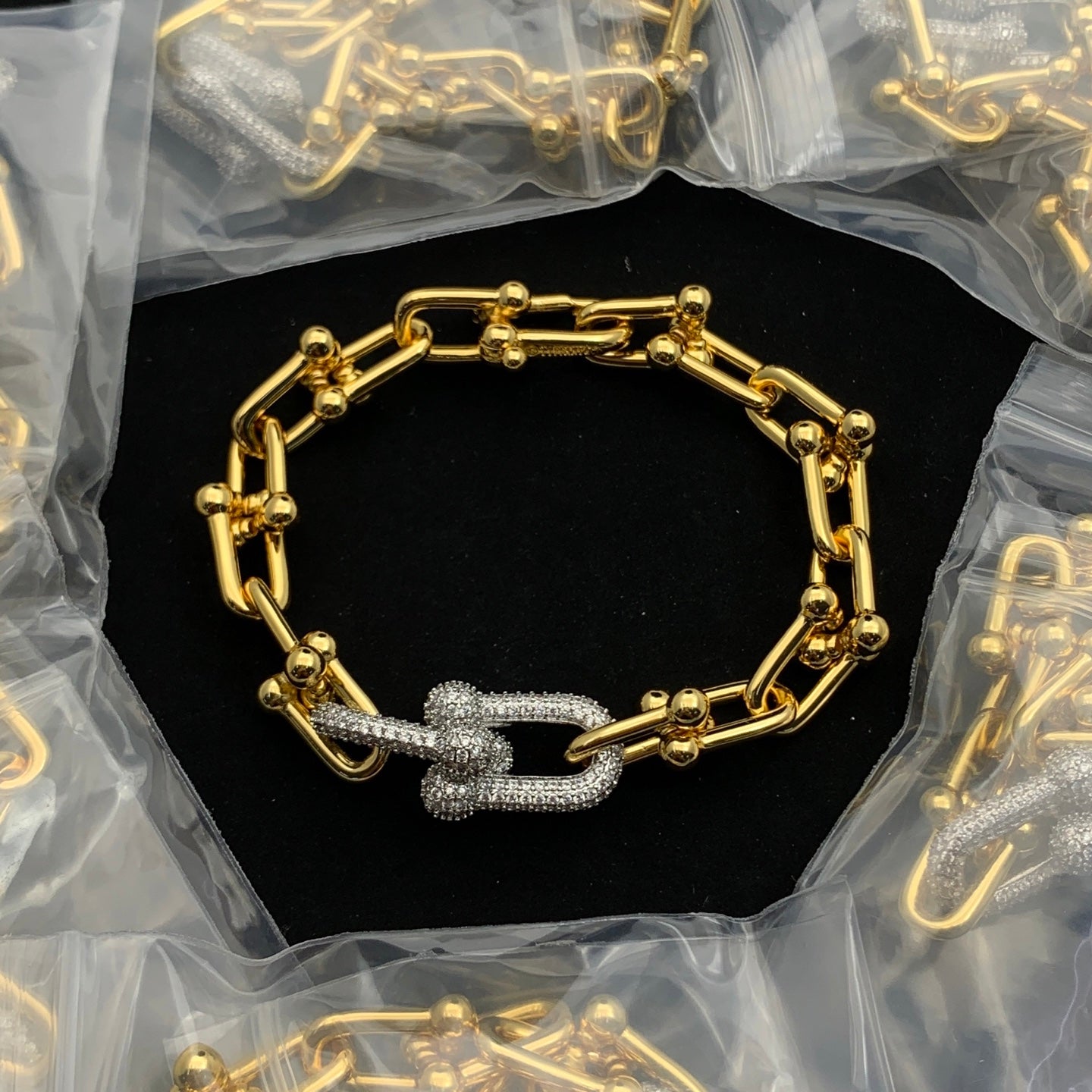 LuxluxHouse Low Price And High Quality Accessories Tiffany