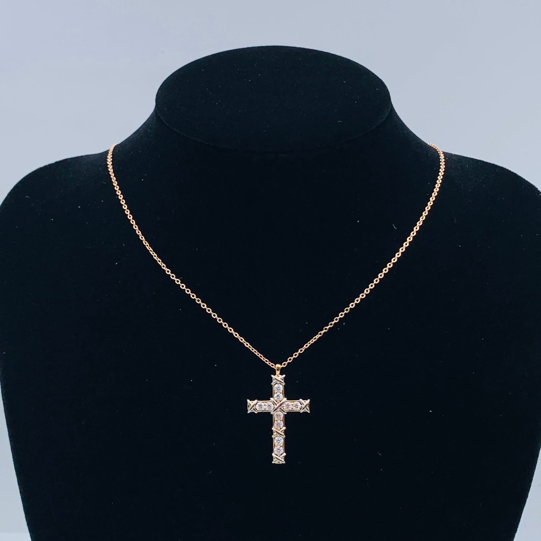 LuxluxHouse Low Price And High Quality Accessories Tiffany