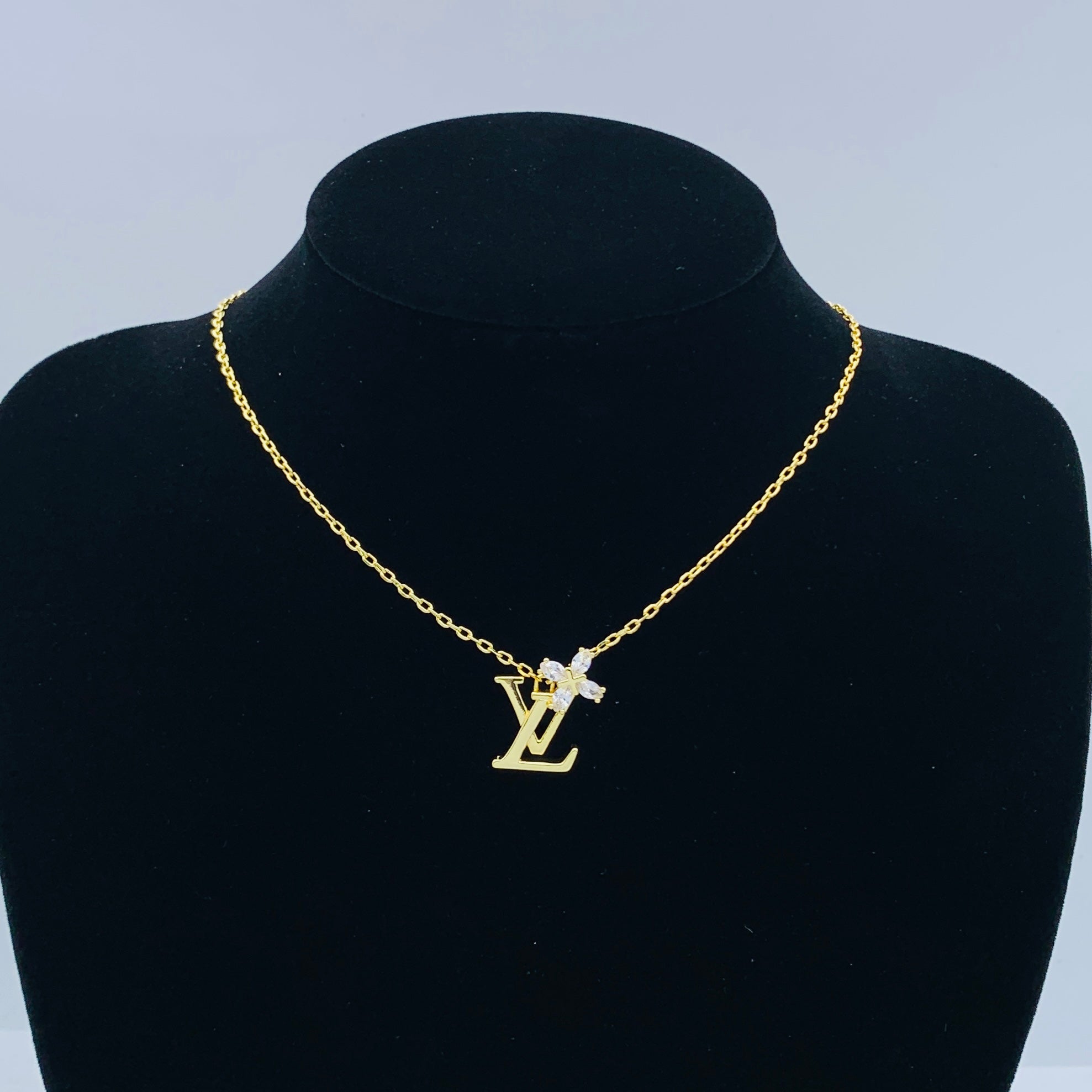 LuxluxHouse Low Price And High Quality Accessories Louis Vuitton