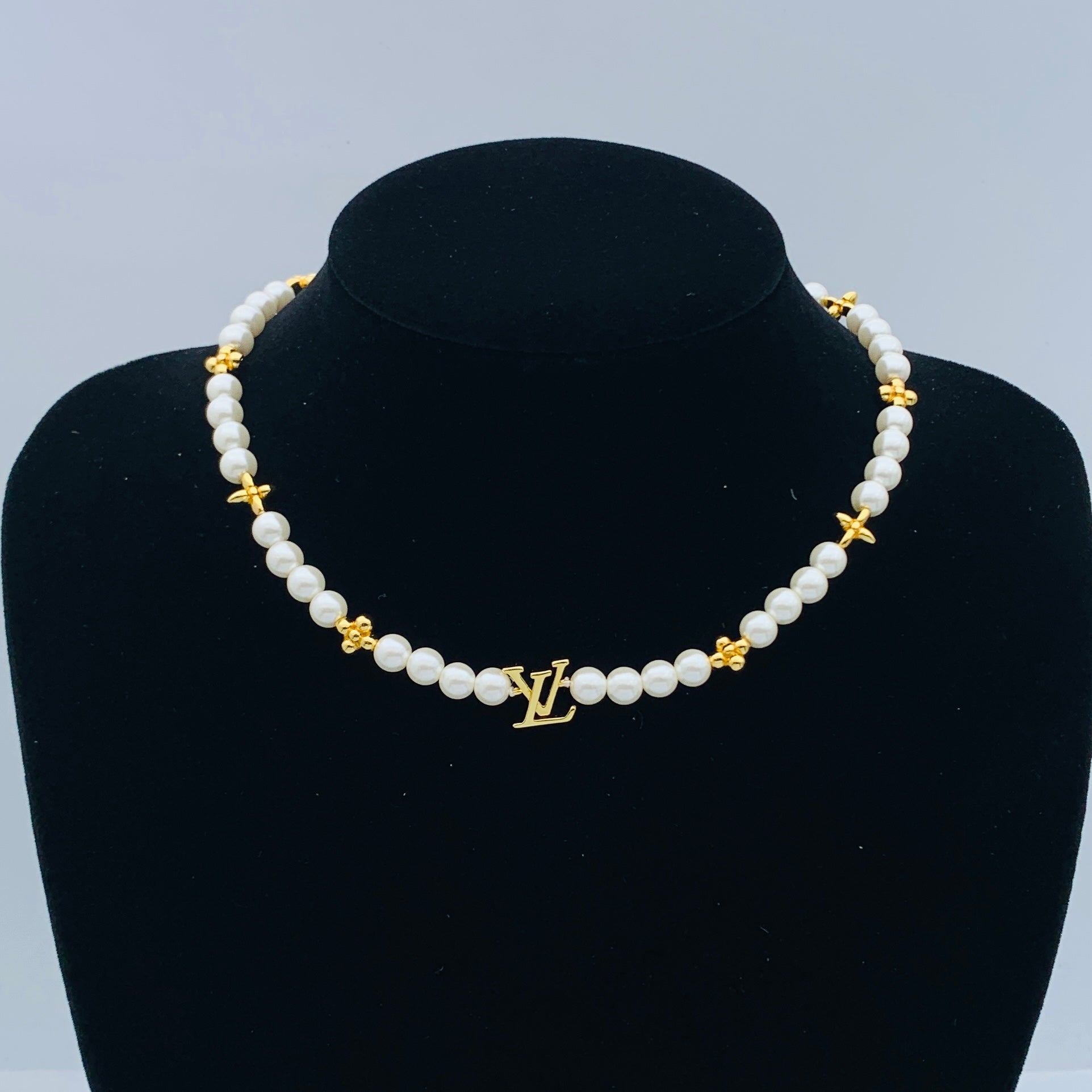 LuxluxHouse Low Price And High Quality Accessories Louis Vuitton