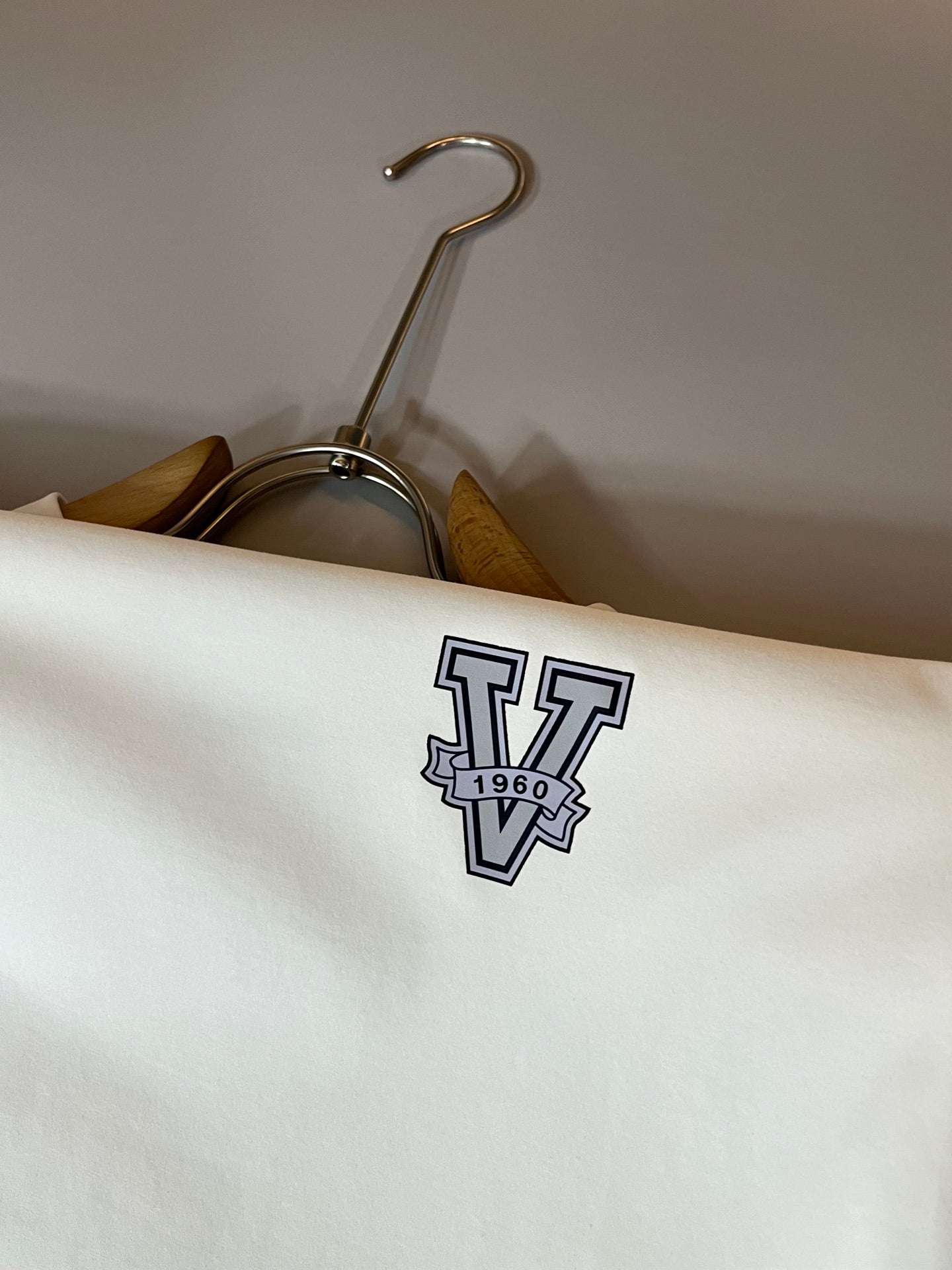 LuxluxHouse Best Quality Clothes Valentino T-shirt