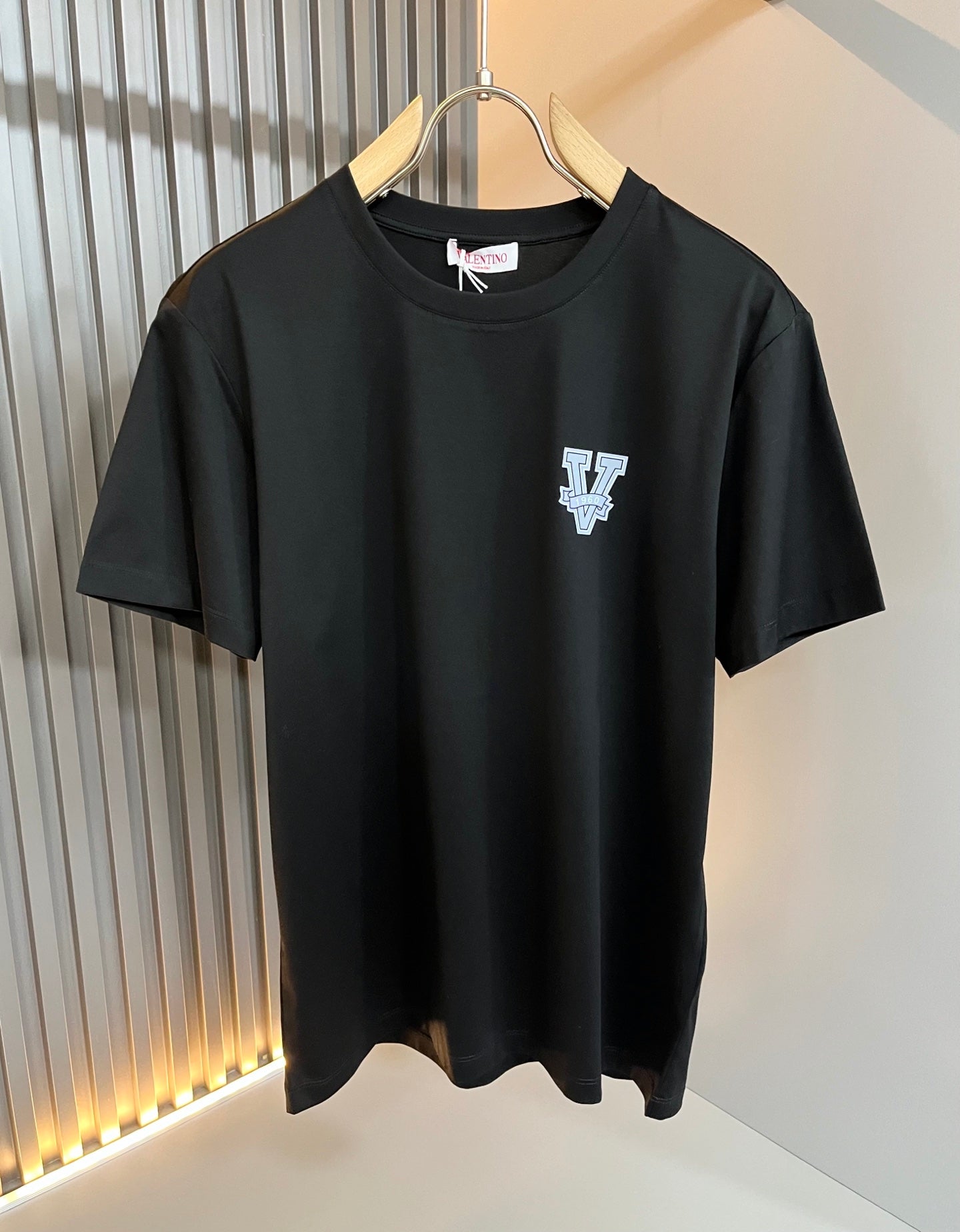 LuxluxHouse Best Quality Clothes Valentino T-shirt