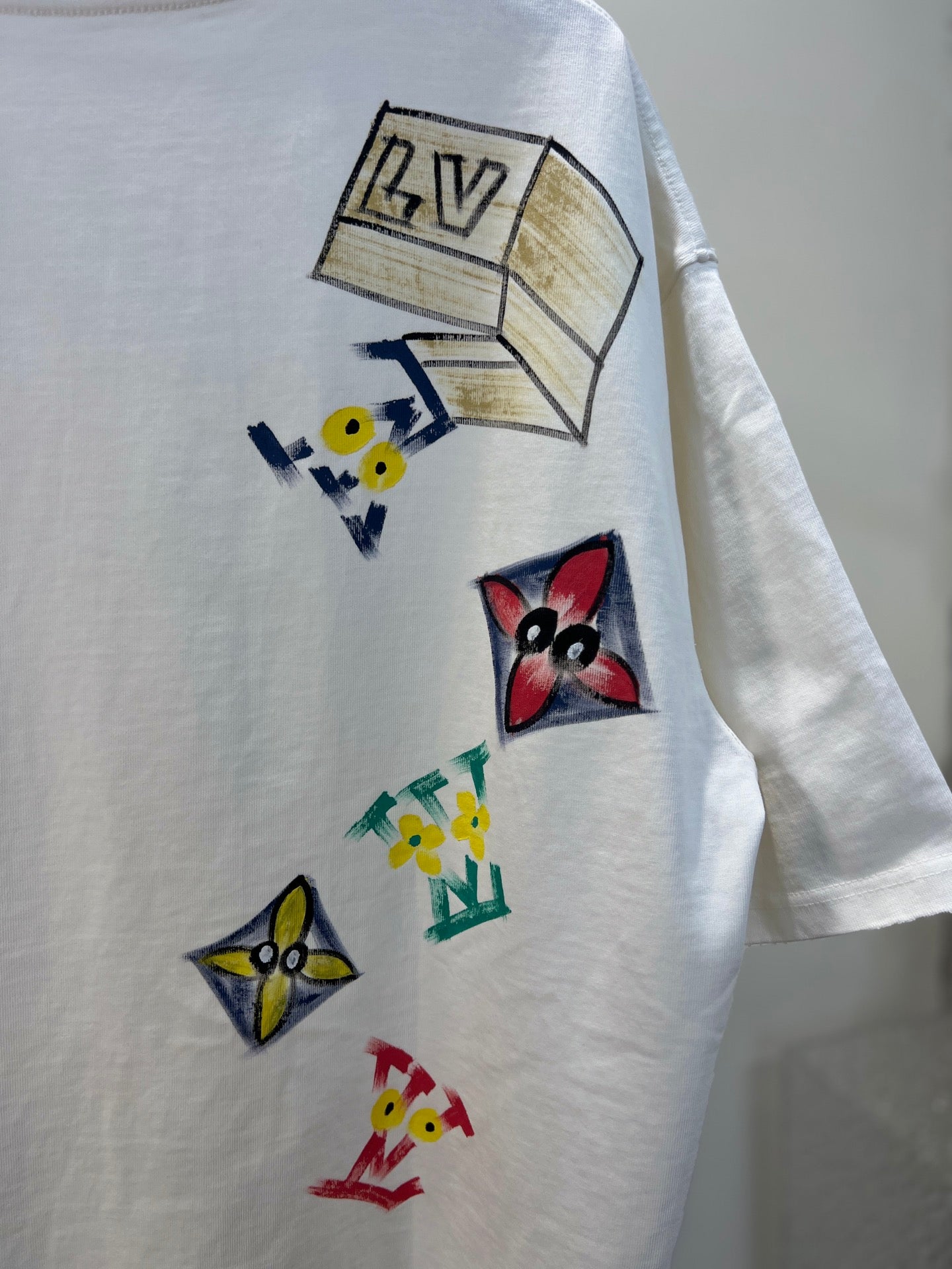 LuxluxHouse Best Quality Clothes T-shirt Louis Vuitton