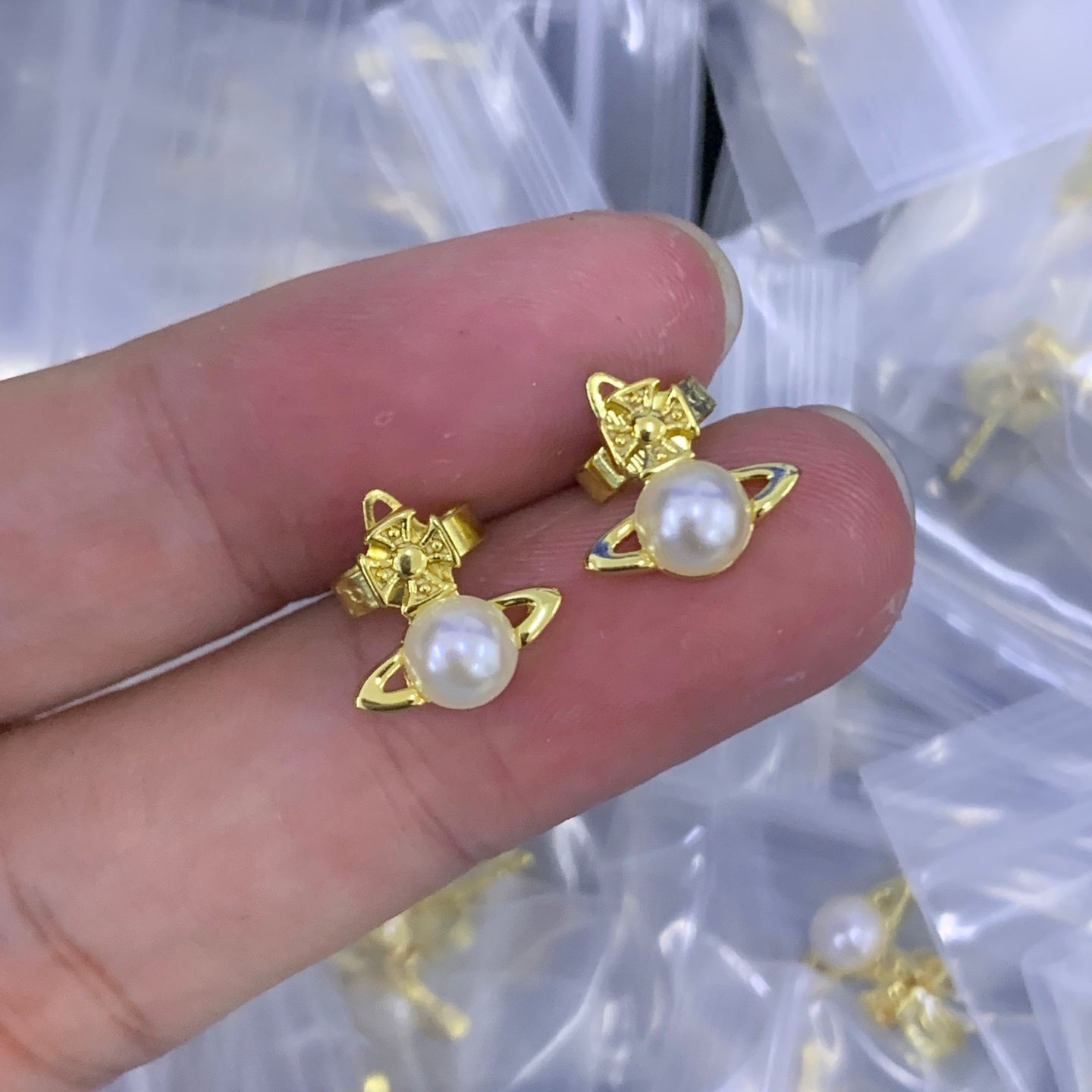 LuxluxHouse Low Price And High Quality Accessories Vivienne Westwood