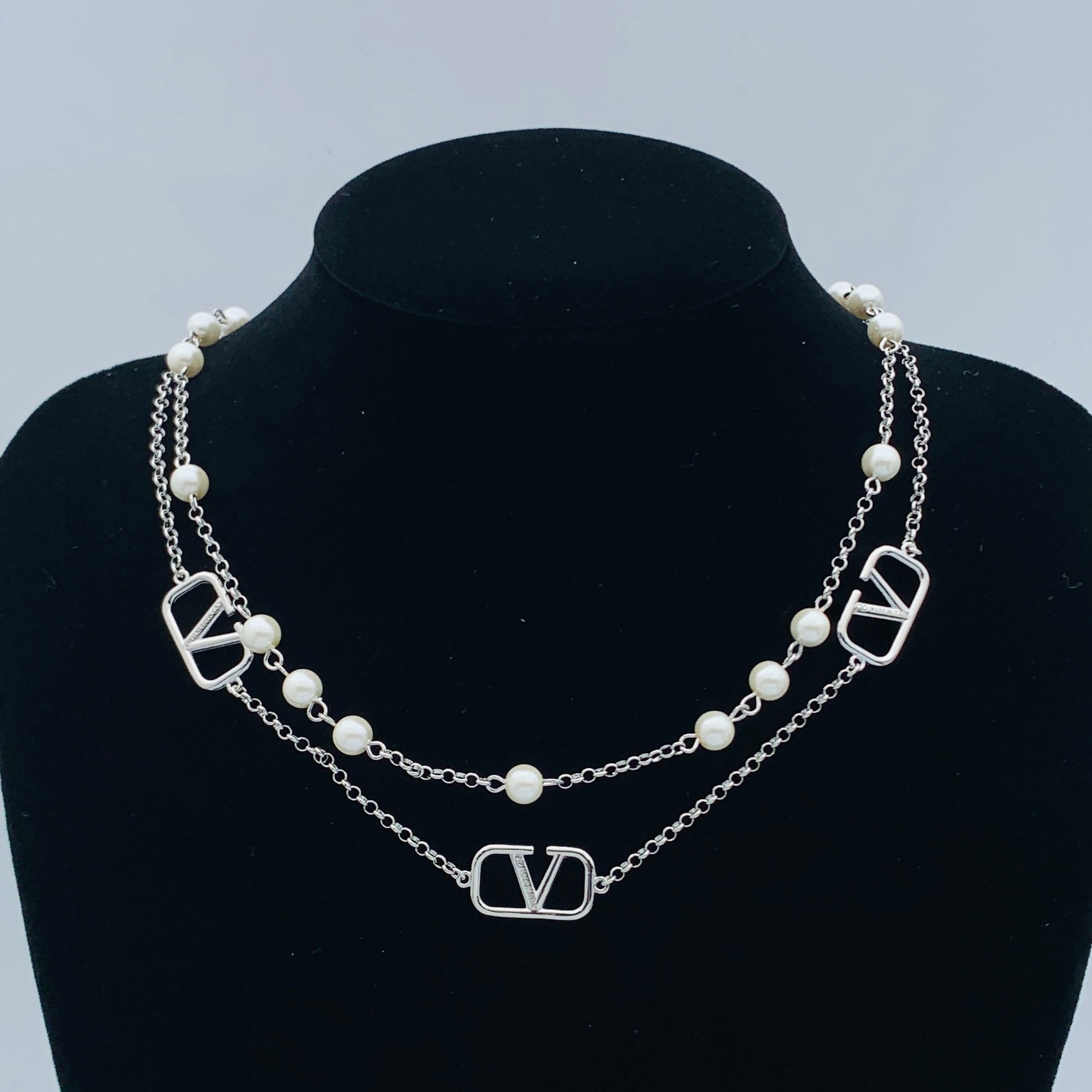 LuxluxHouse Low Price And High Quality Accessories Valentino